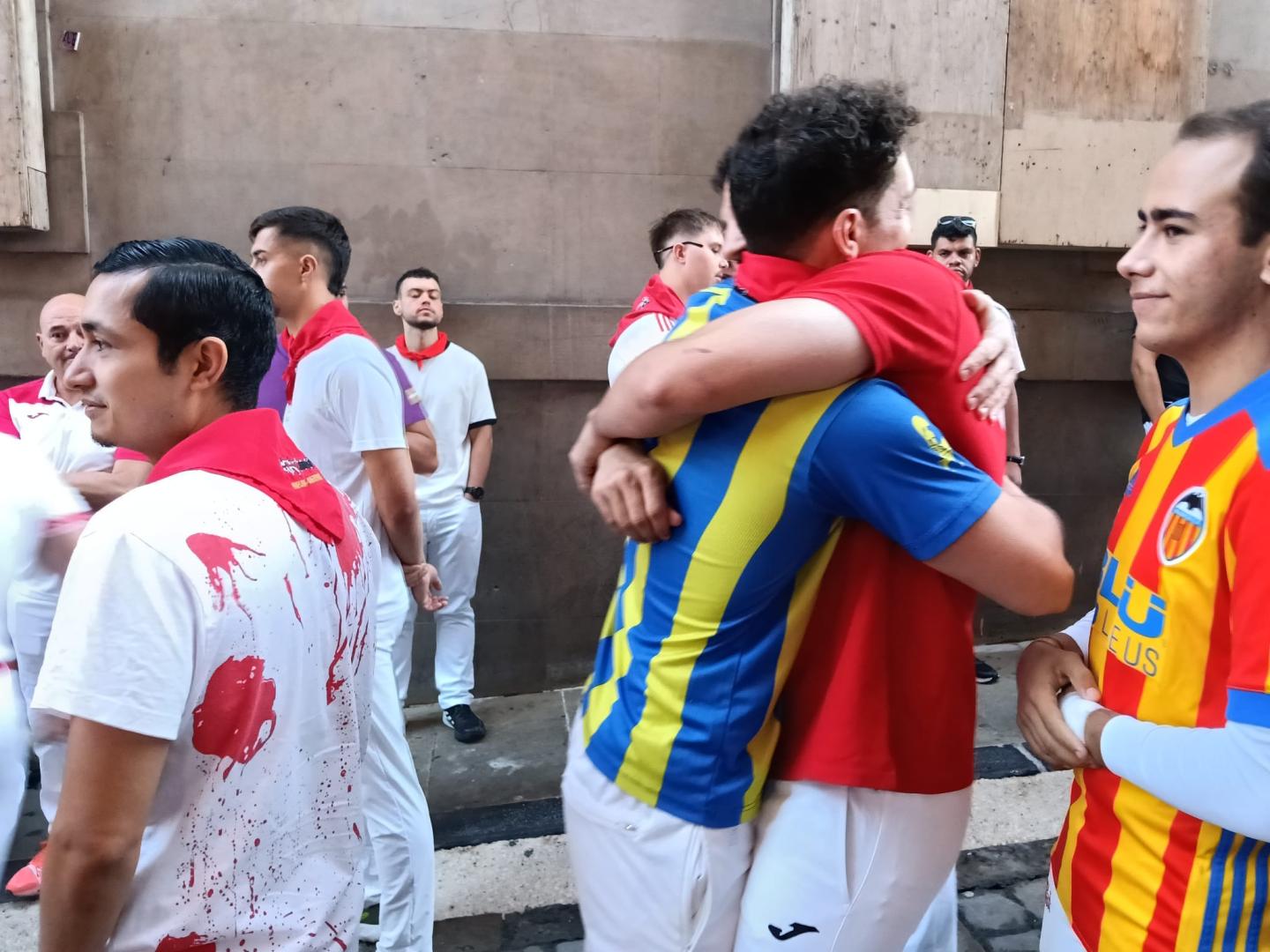 Corredores se reencuentran un año después en la cuesta de Santo Domingo.