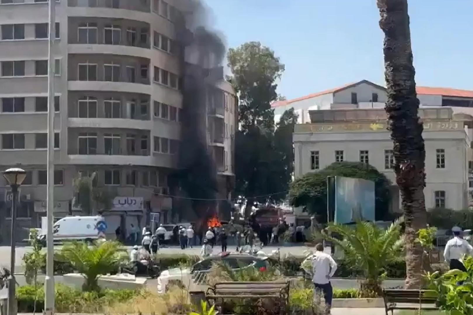 El Ministerio del Interior ha señalado que el punto donde se produjeron las detonaciones se encuentra fuera del perímetro de seguridad establecido para la residencia de Macron