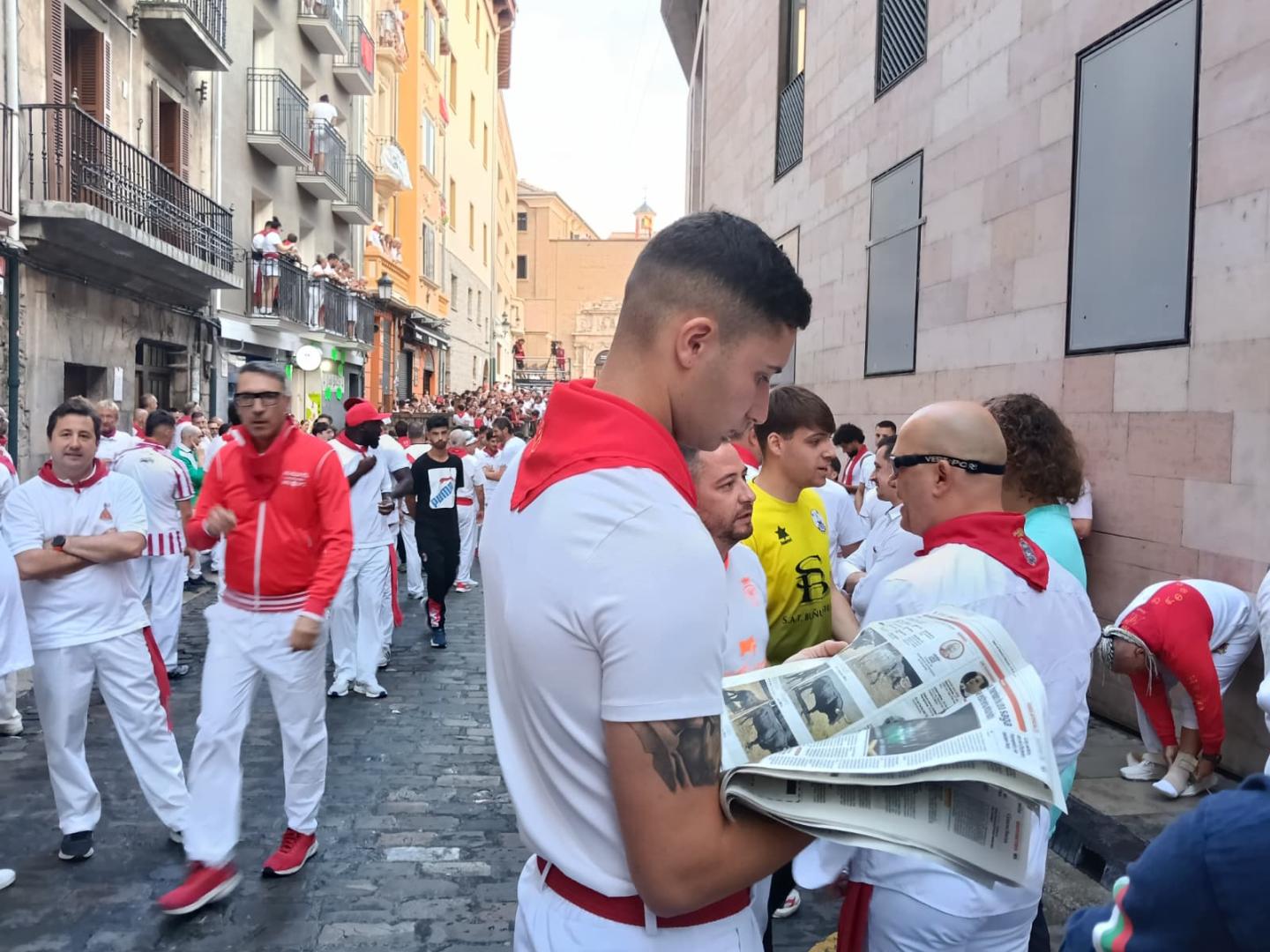 Pasando revista a los cebadas en Diario de Navarra.