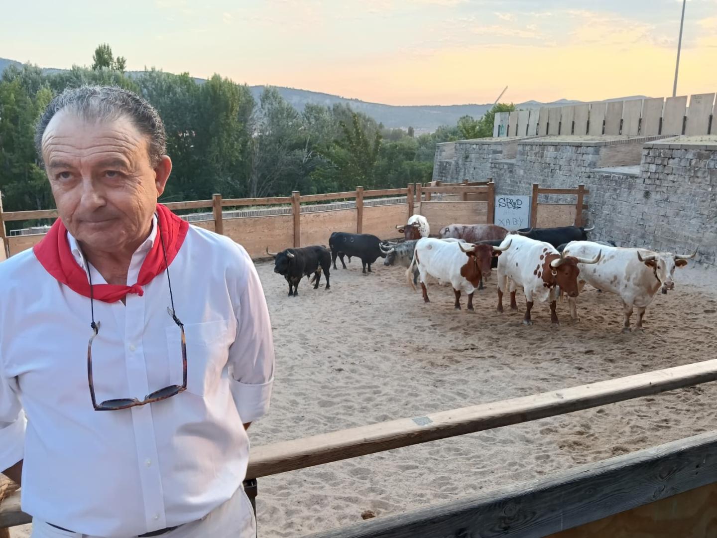 Adrián Quiles lleva años transportando los toros a Pamplona.