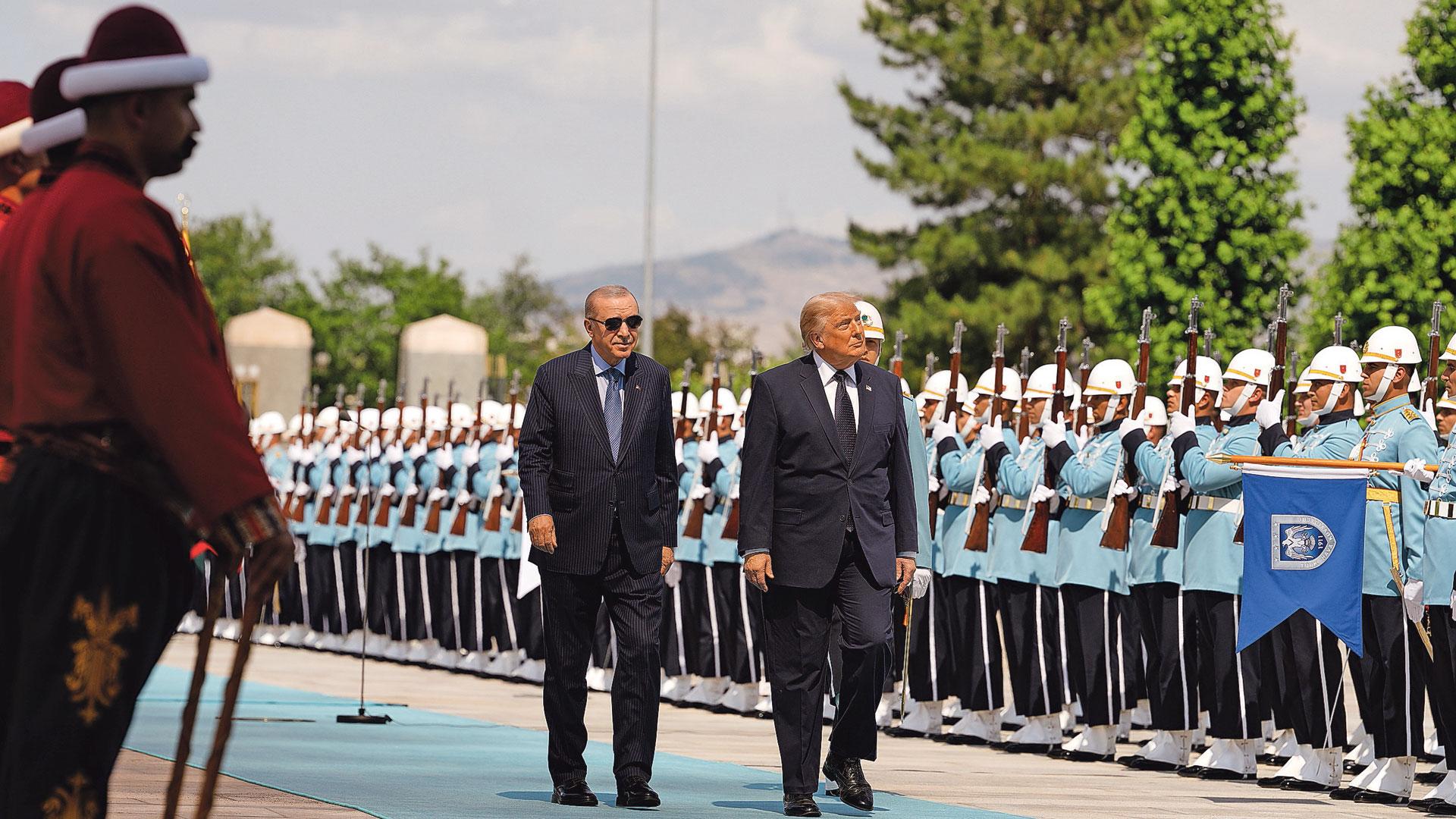 Erdogan y Trump, ayer, en el palacio presidencial turco