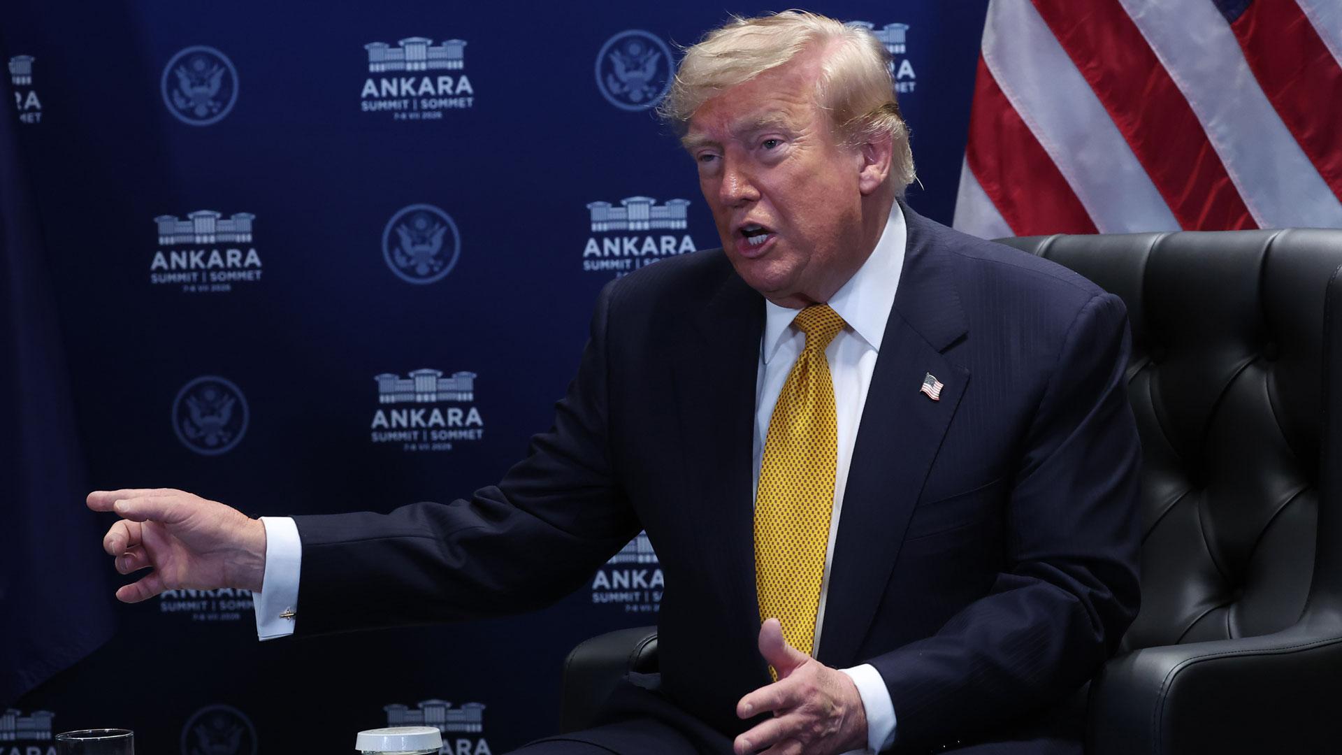 El presidente estadounidense, Donald Trump, durante su intervención al inicio de la segunda jornada de la cumbre de líderes de la OTAN en Ankara