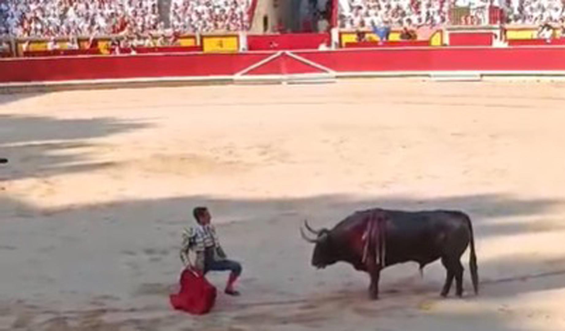 Vídeo del desplante de David Galván con el primer toro de la tarde