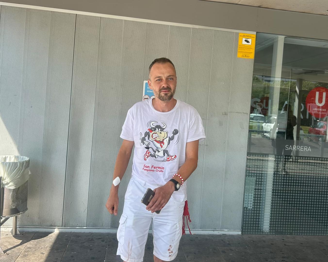 Adrián Barreda, castellonense de 34 años, es otro de los heridos del tercer encierro