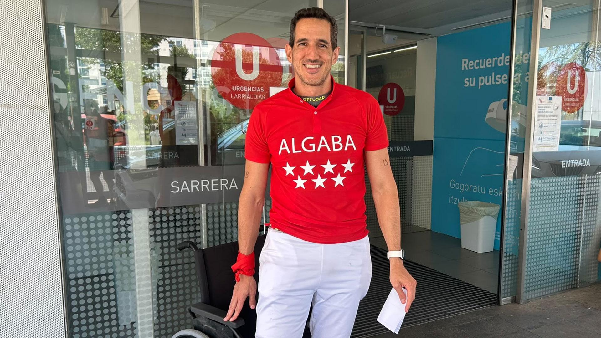 Justo Alejandro Algaba es de Madrid pero vive en Dubai y ha resultado herido en la rodilla en el tercer encierro de San Fermín 2026