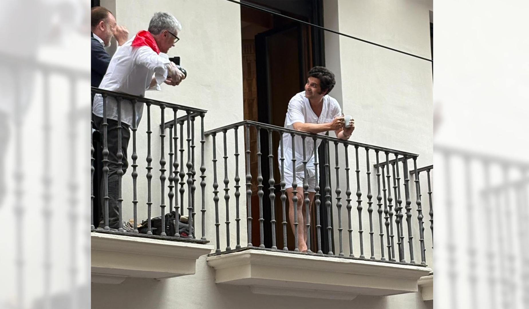 Morante, en el balcón del hotel La Perla