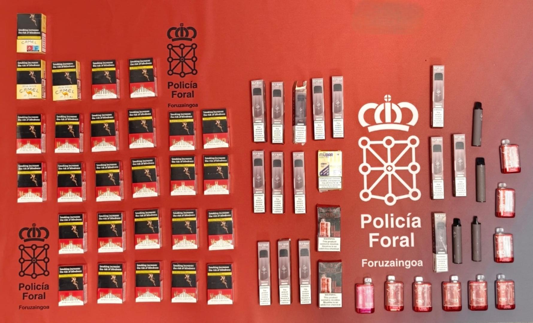 Tabaco de contrabando y 'vapers' incautados por la Policía Foral.