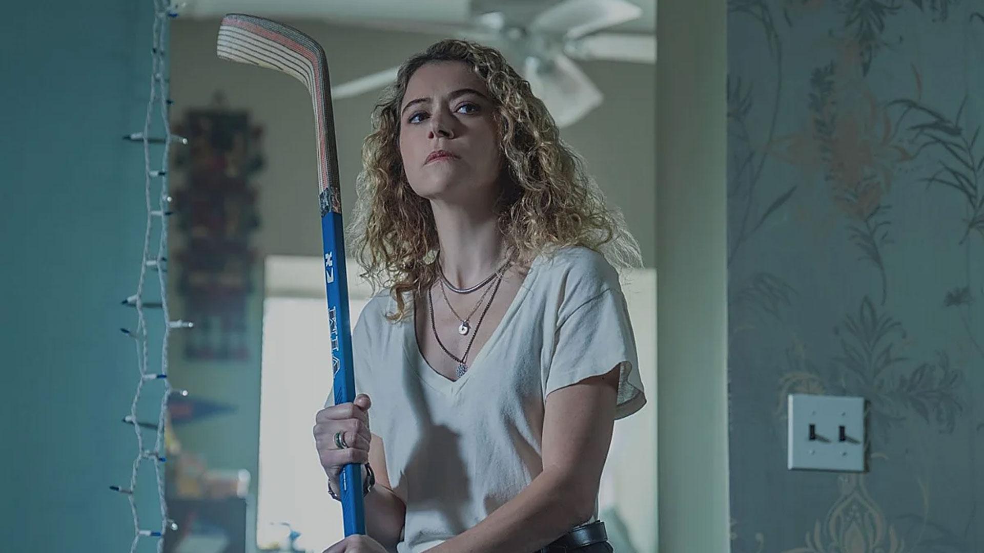 Tatiana Maslany, como Paula, en un fotograma de 'Satisfacción garantizada'