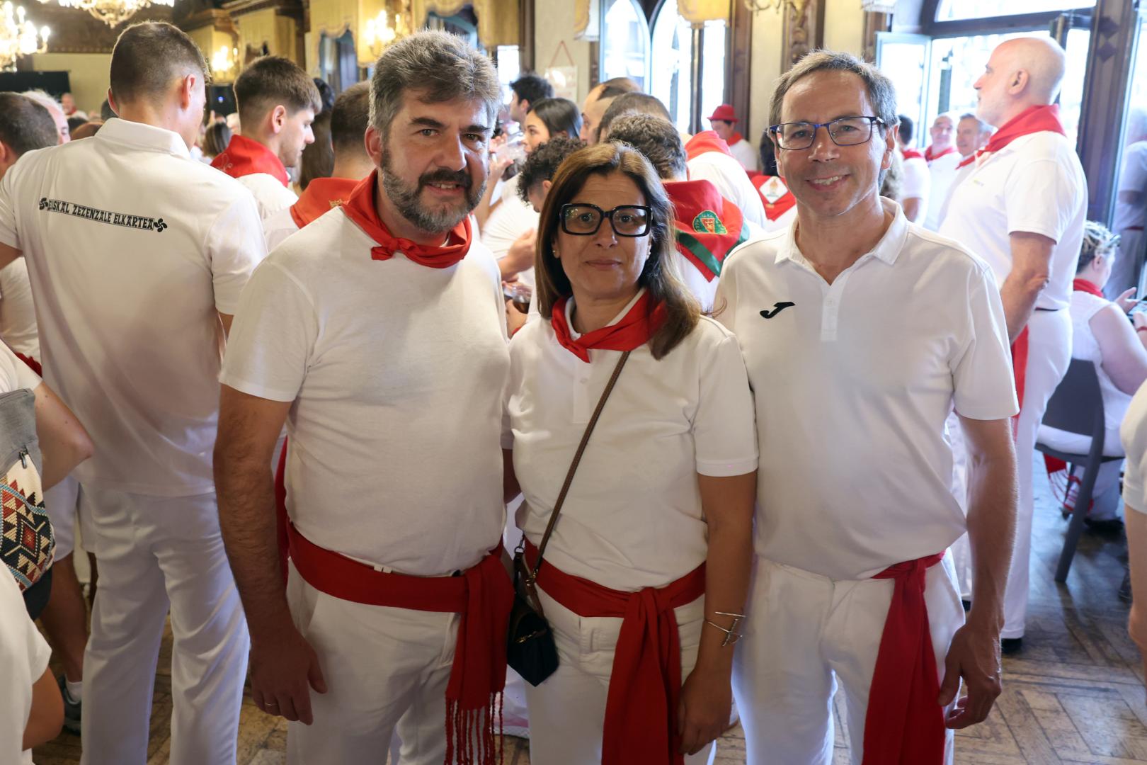 A:  EDUARDO BUXENS F:     12 JULIO 2026 L:   PAMPLONA T: SAN FERMÍN 2026 - BAILE DE LA ALPARGATA
