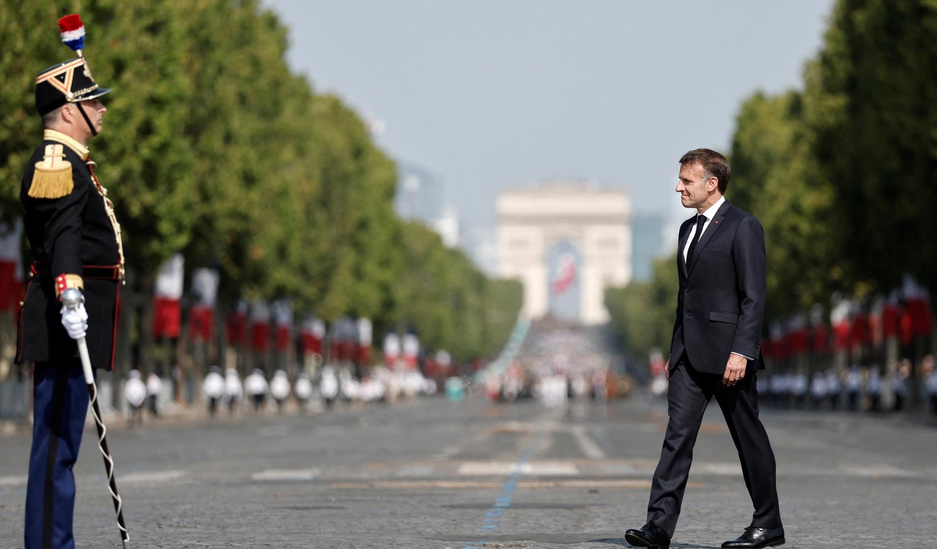 Emmanuel Macron durante el desfile militar del día nacional de Francia
