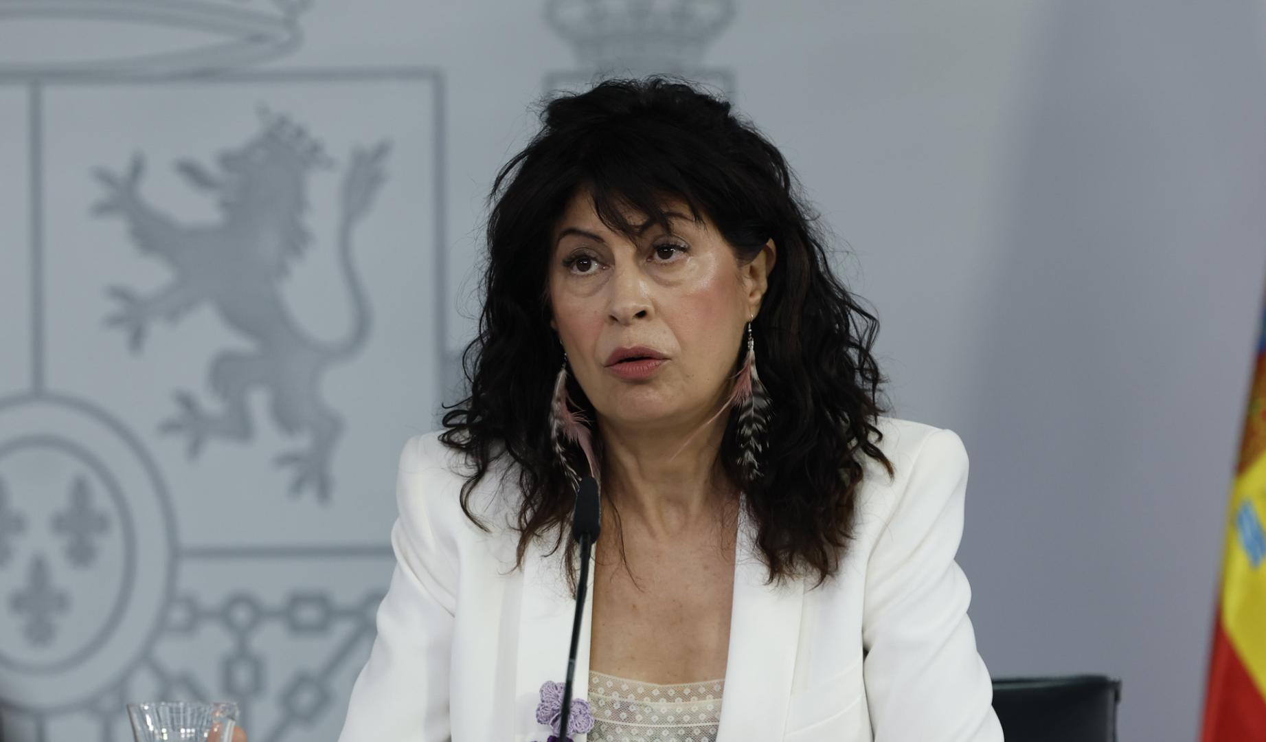 La ministra de Igualdad, Ana Redondo, durante la rueda de prensa posterior a la reunión del Consejo de Ministros, este martes en Moncloa