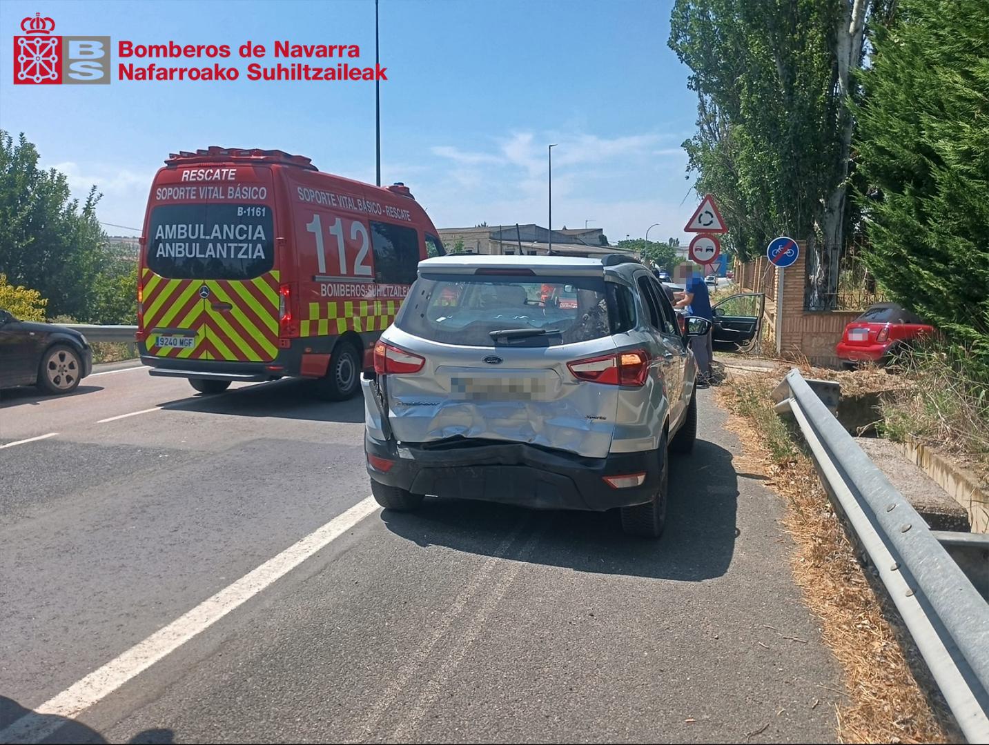 Imagen del estado en el que ha quedado uno de los vehículo implicados en el accidente mútiple