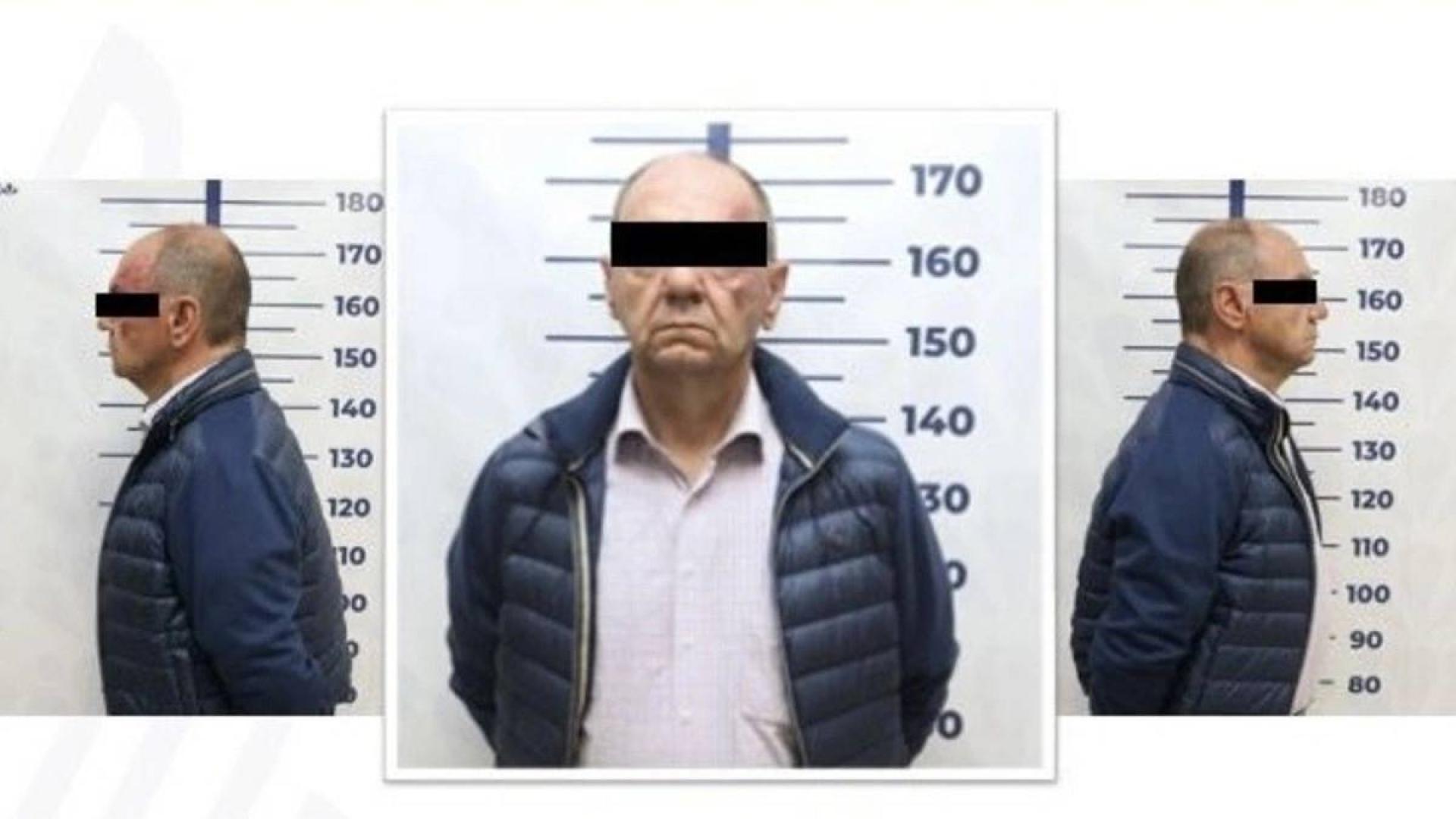 Fotografías de la ficha policial del empresario pamplonés, tras ser detenido el pasado 14 de julio