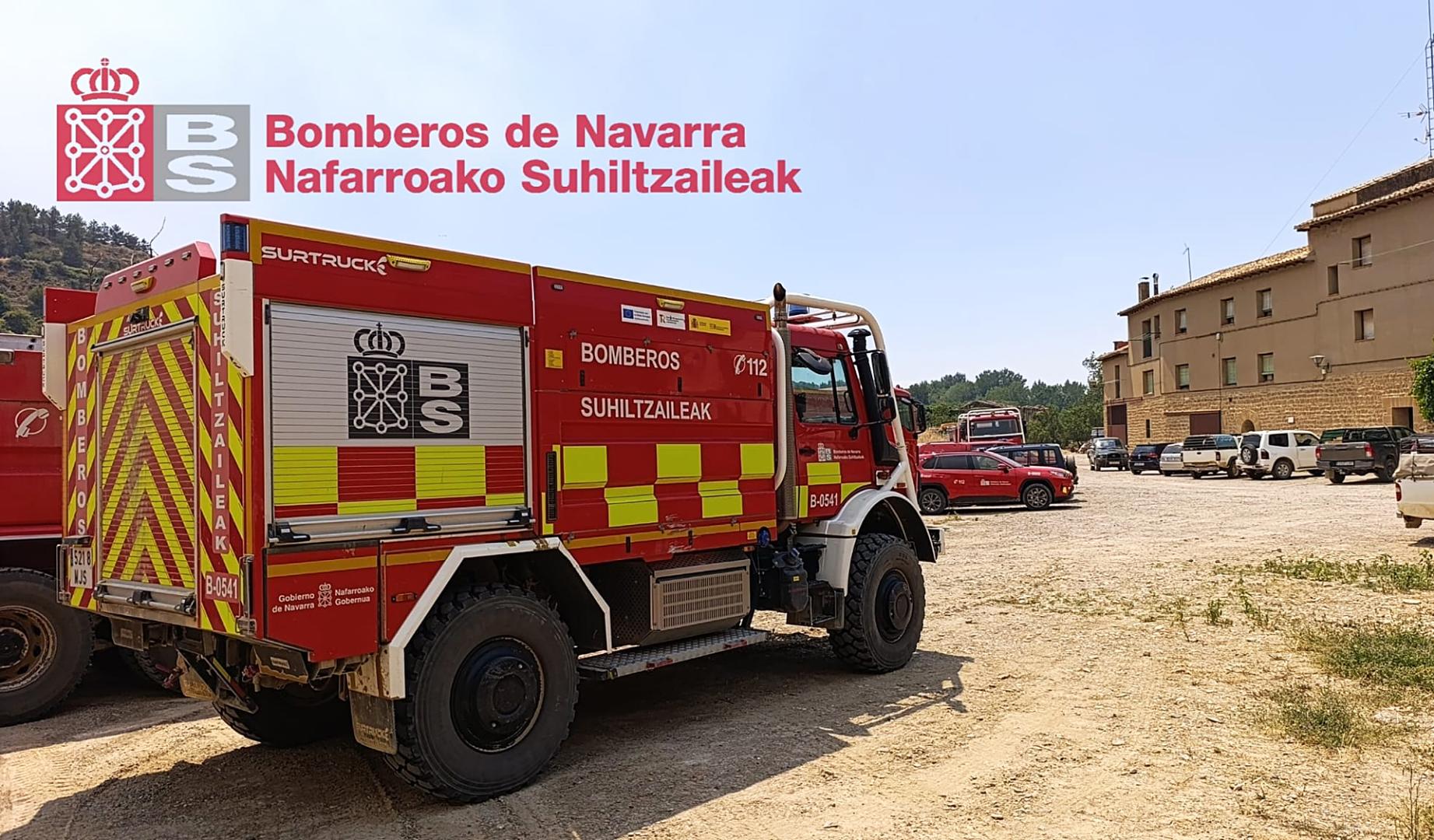 Bomberos de Navarra en la localidad aragonesa de Uncastillo