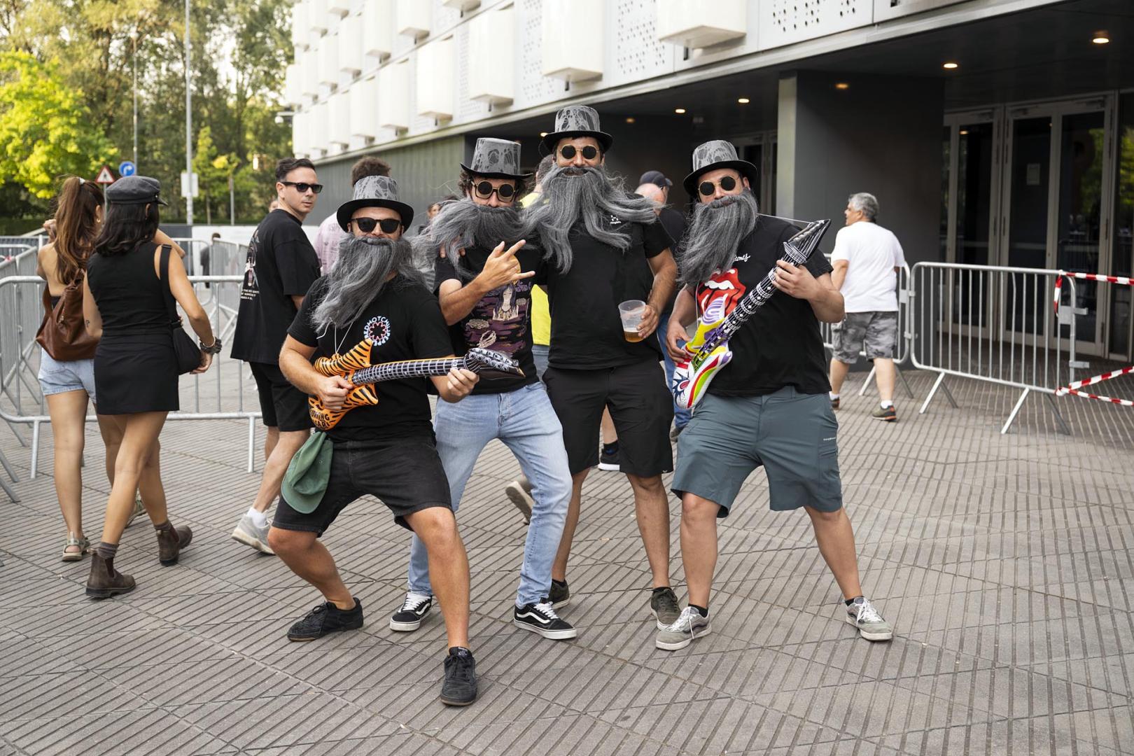 Fotos del ambiente y del concierto de ZZTop en Pamplona