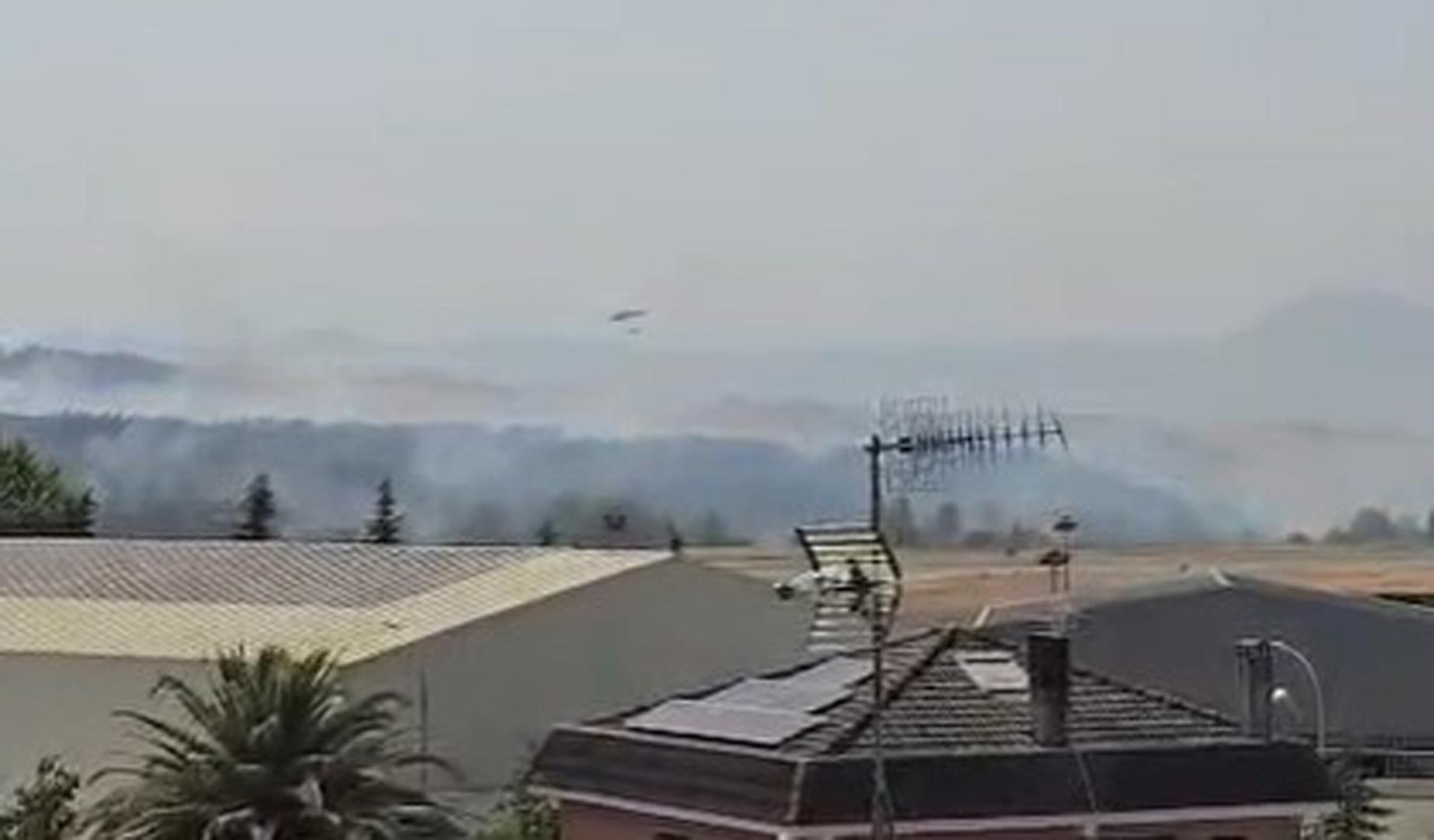 Vídeo del incendio entre Salinas de Pamplona y Esquíroz