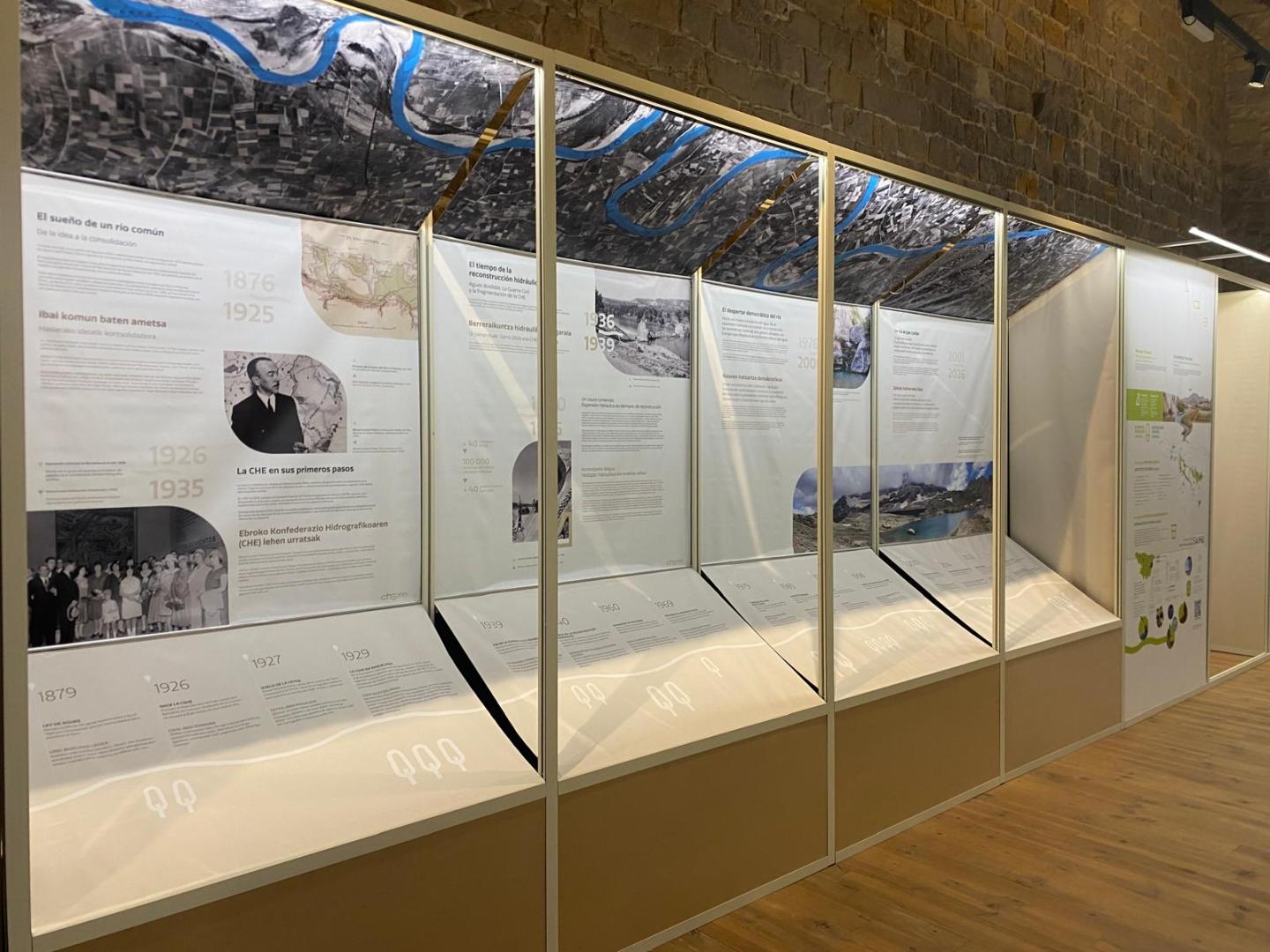 Parte de la exposición del centenario.