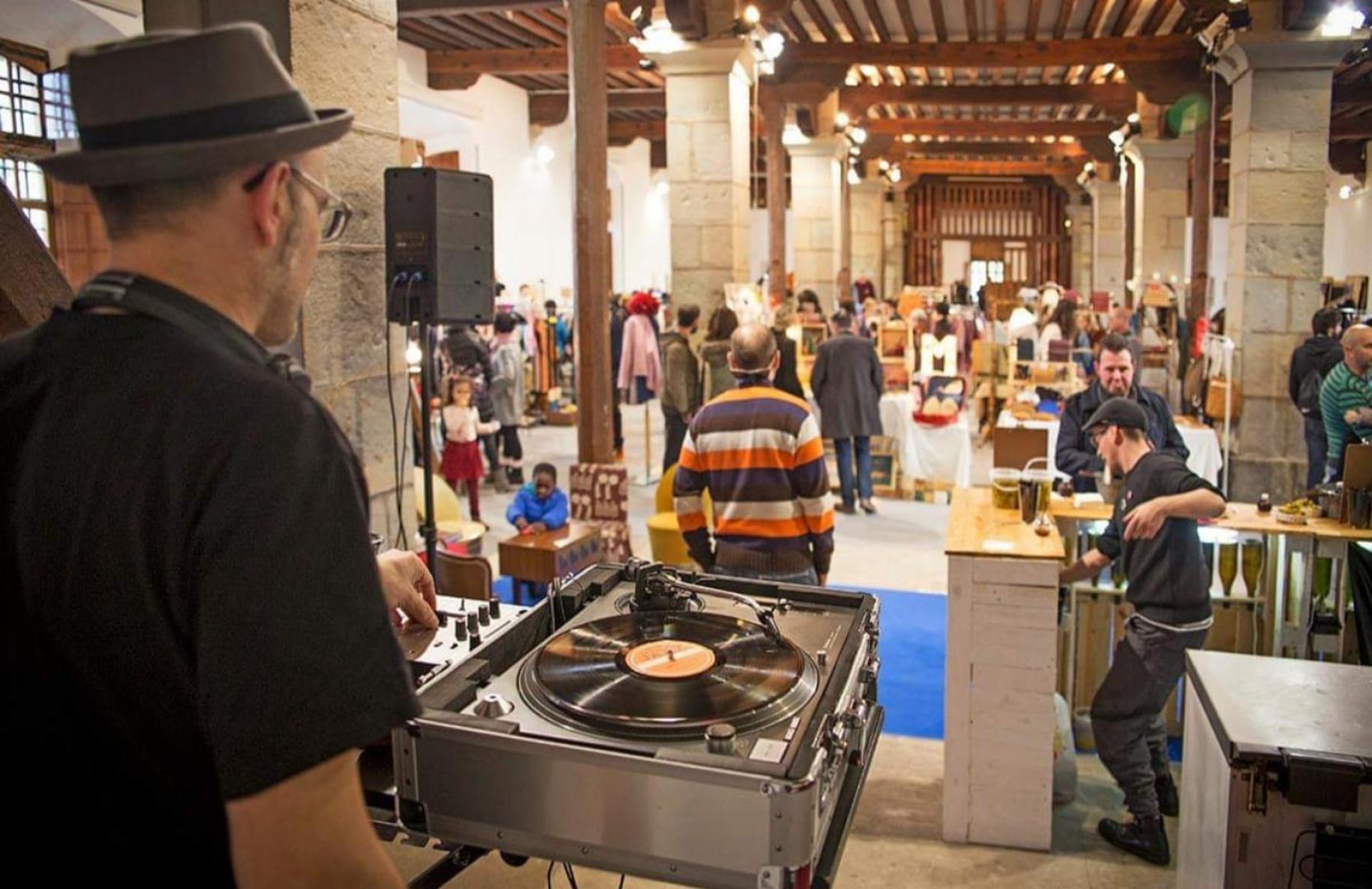 Una edición anterior de Âme&Art Market