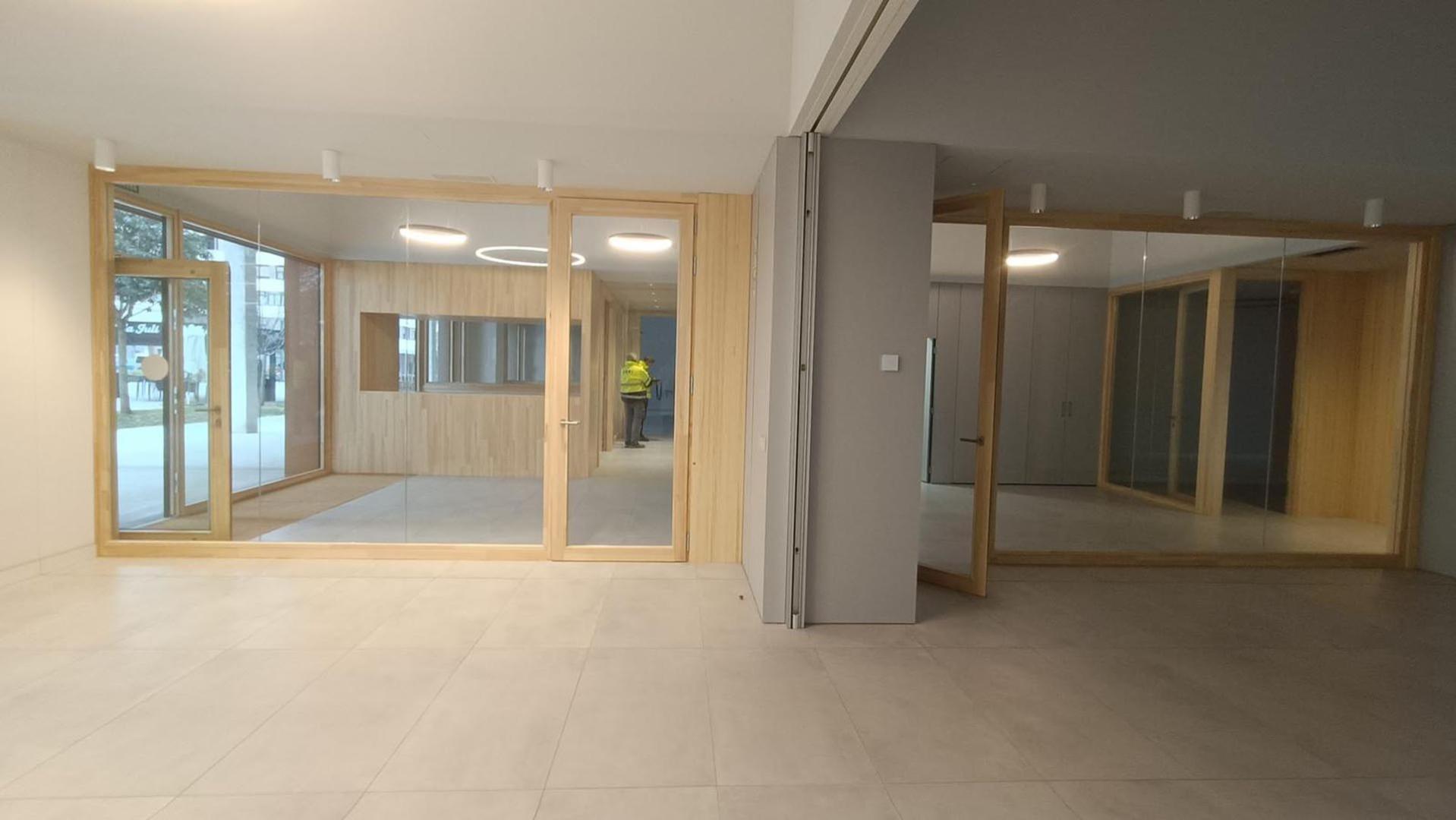 Interior de los locales de la avenida Comercial de Barañáin adecuados como centro de día