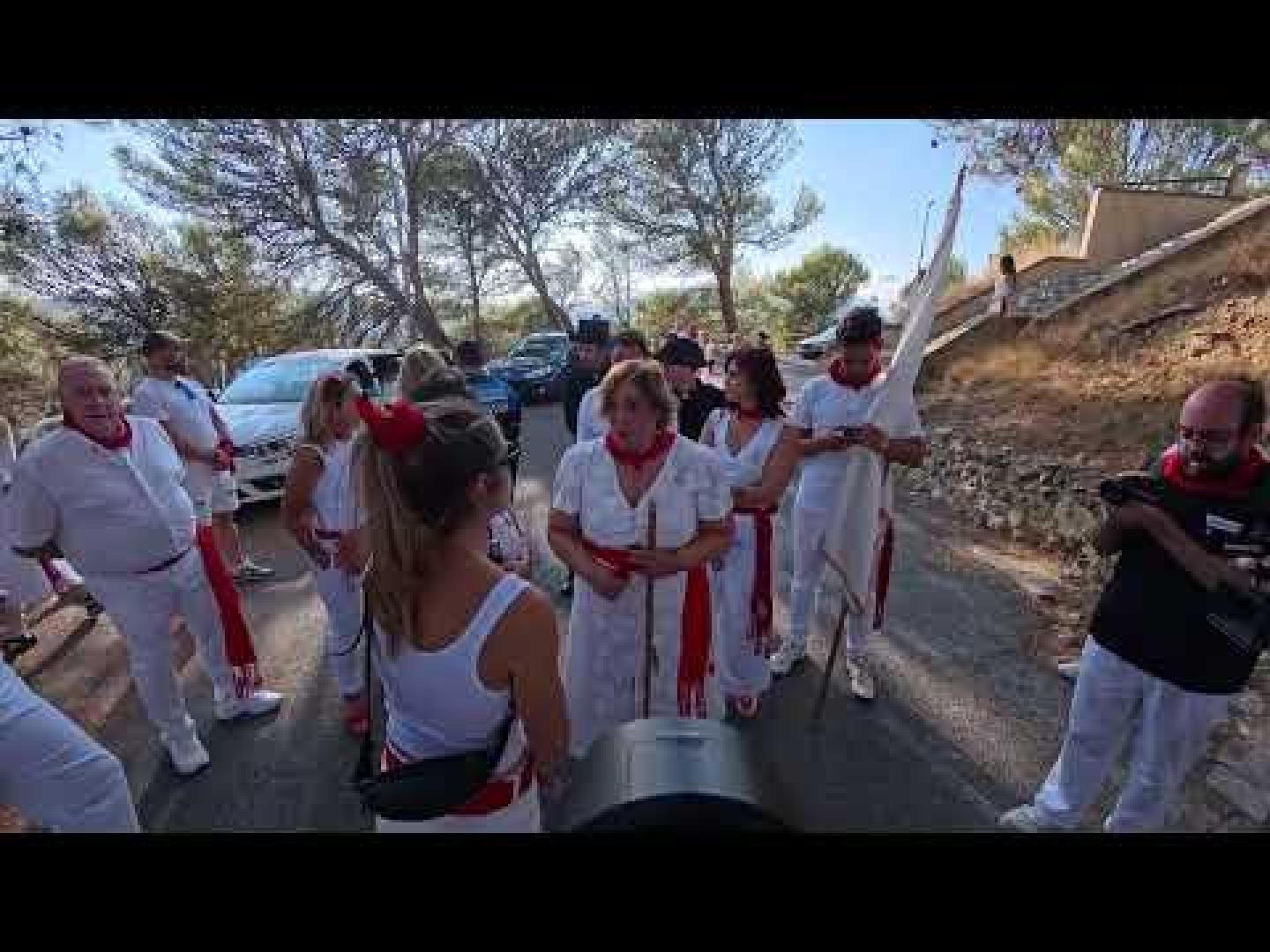 Ambas hablaron este viernes, 31 de julio, sobre las razones por las que se suspendía, otro año más, la Bajadica del Puy, el acto en el que tradicionalmente se acompaña a la Corporación a su regreso al Ayuntamiento tras las vísperas de la patrona de Estella
