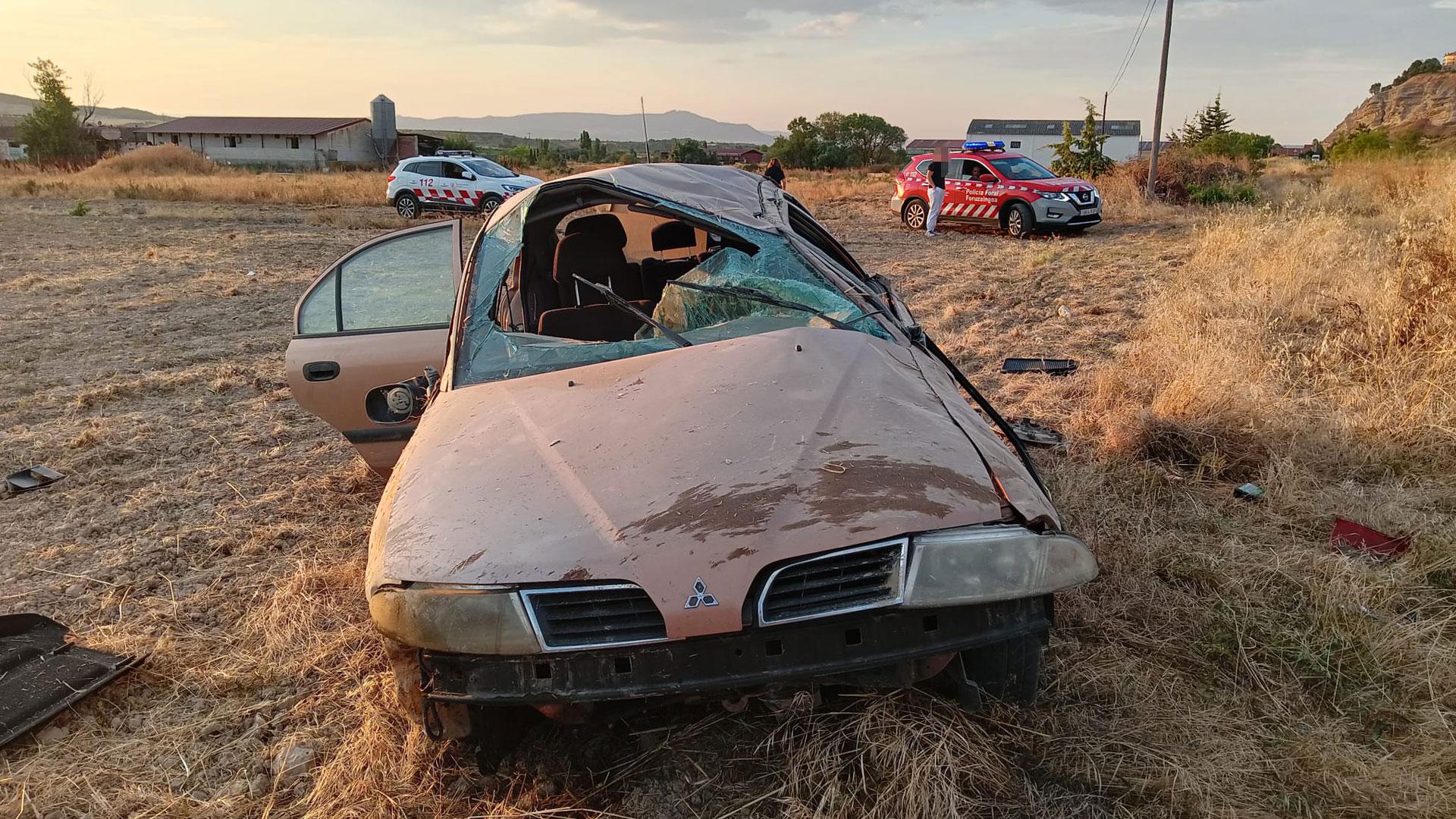 Estado en el que ha quedado el vehículo tras el accidente en Lerín