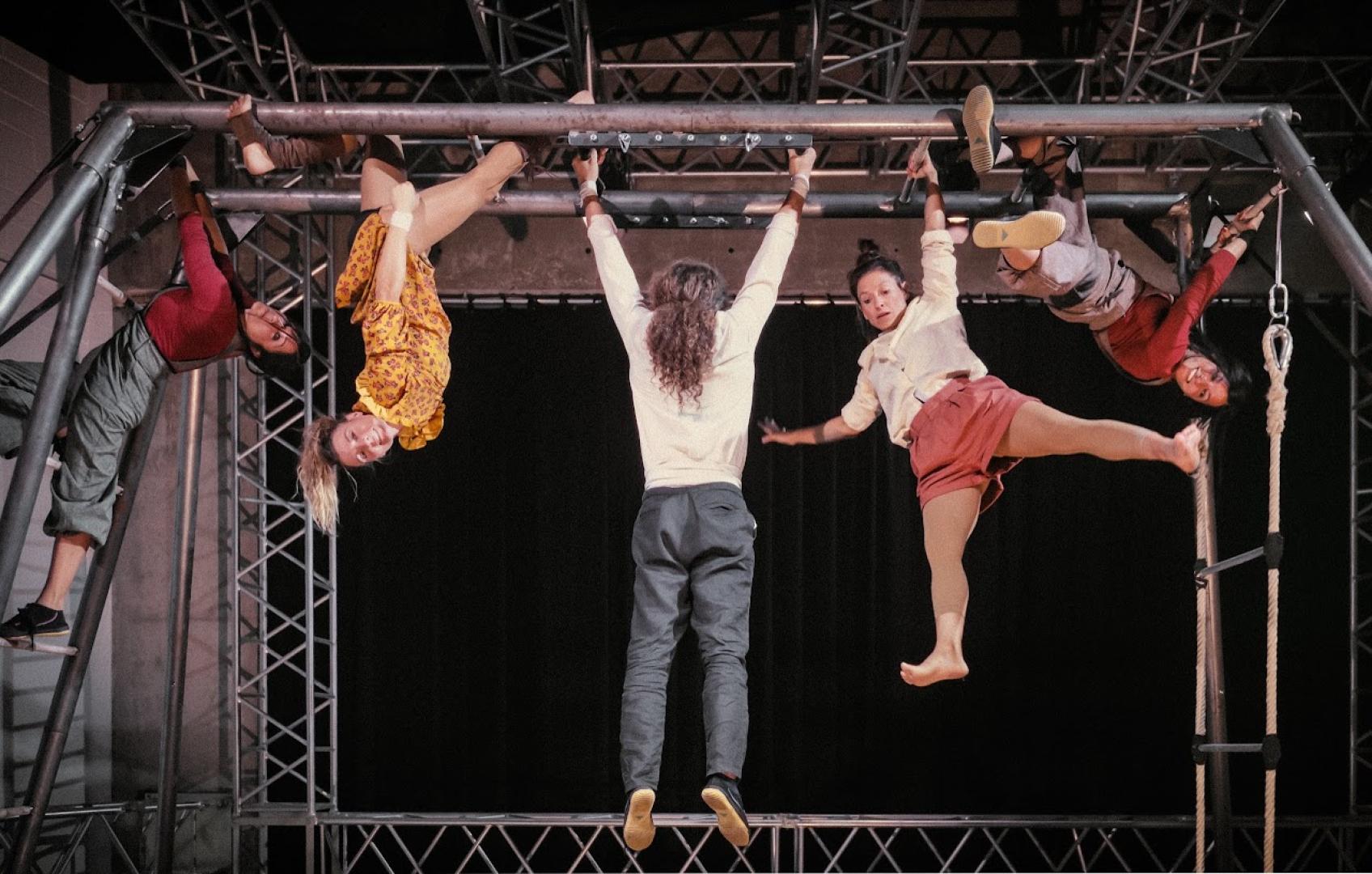 'En ruta', espectáculo de circo y teatro de calle, en la Ciudadela.