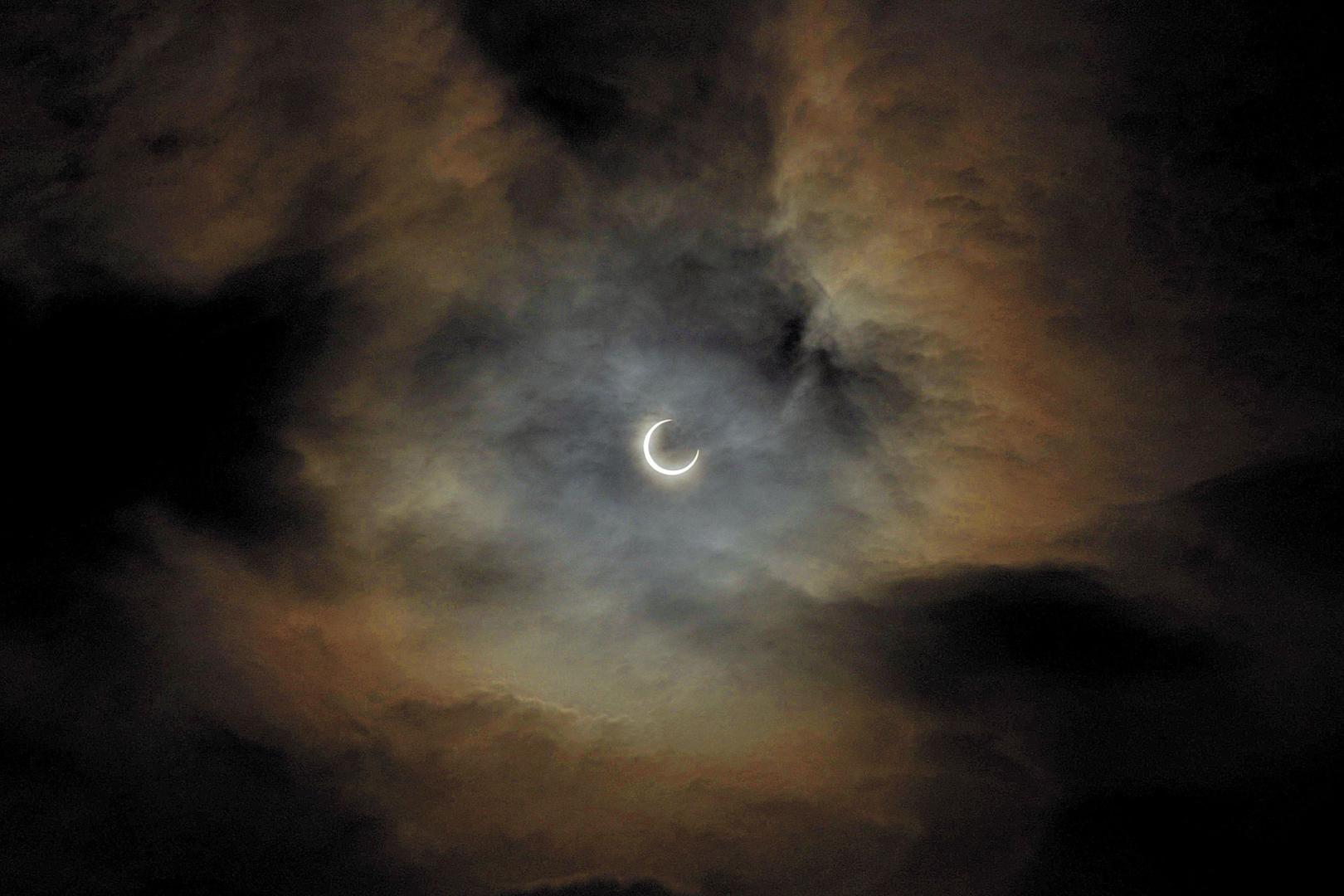 Imagen de un eclipse total de Sol tomada desde Japón en 2012