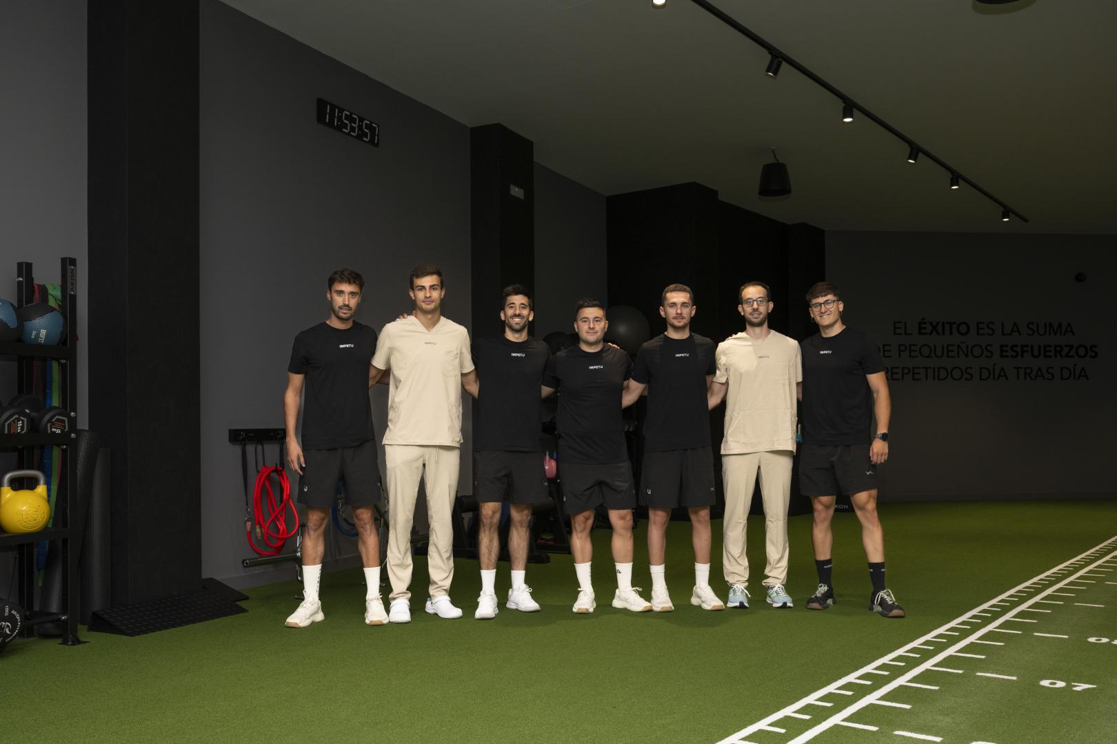 Xabier Arcaya, Imanol Zabaleta, Aitor Irigoyen, Ioritz Sanz, Tasio Villacampa, Javier Biel y Oier López, parte de la plantilla de ÍMPETU.