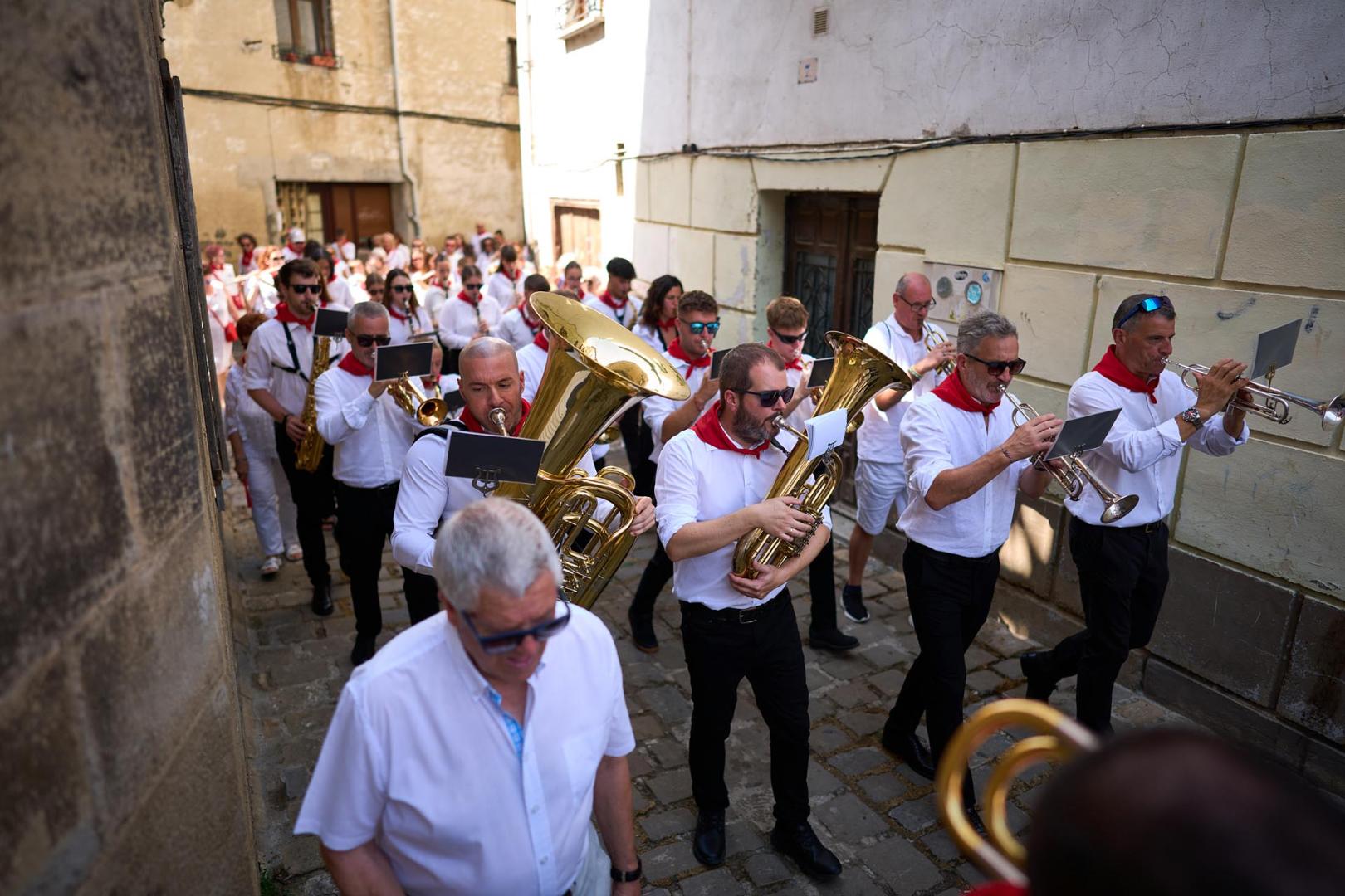 Fotos del día grande de las fiestas de Aoiz 2026