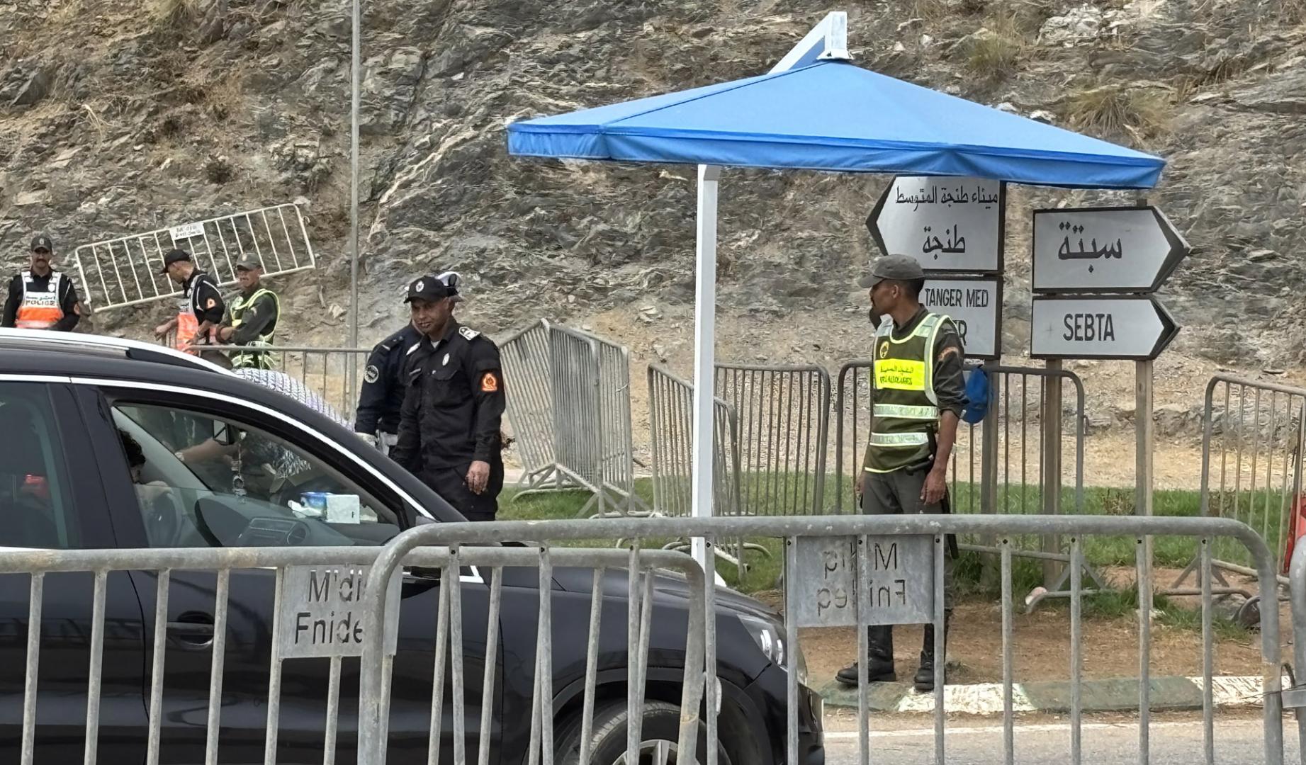Puesto de control establecido en la salida de Castillejos hacia Ceuta este viernes