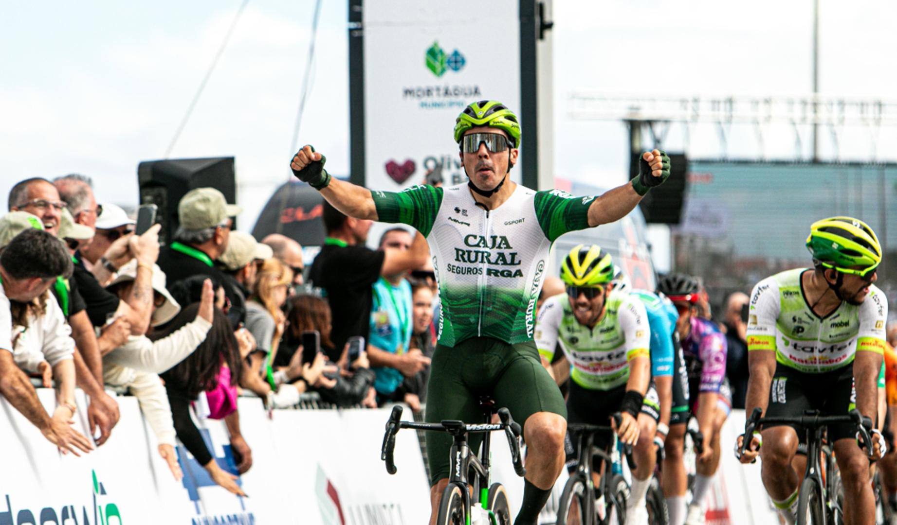 El portugués Iúri Leitão seguirá en el Caja Rural-Seguros RGA las dos próximas temporadas