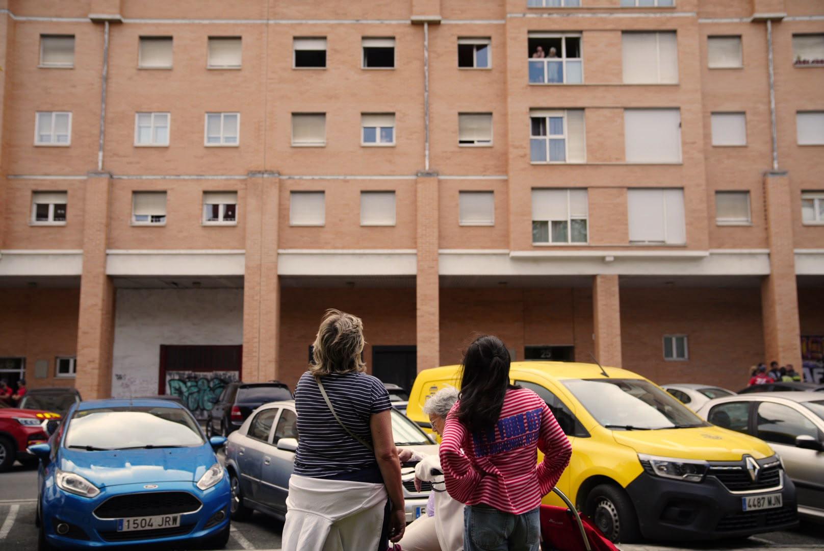 Incendio en una vivienda de la plaza Rubén Beloki de Burlada