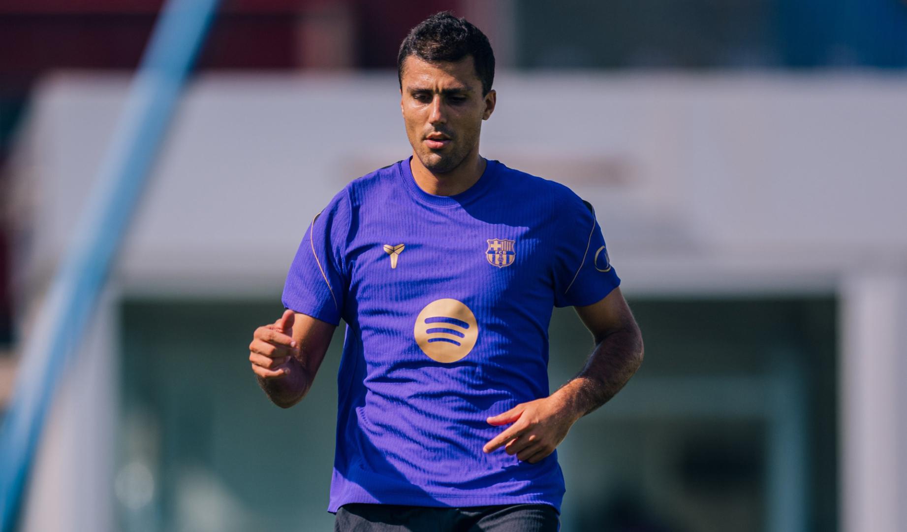 Rodri durante su primer entrenamiento con el Barça