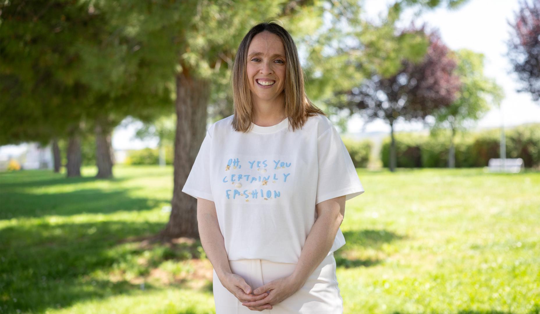 Izaskun Montori Rodrigo, nueva doctora por la UPNA, fotografiada en el campus de Tudela de la UPNA