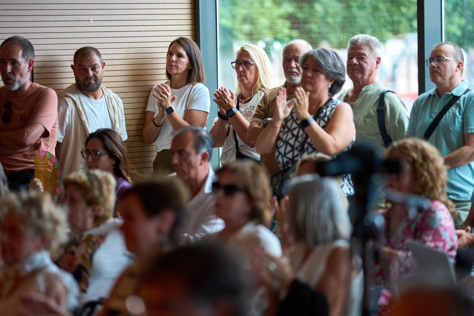 Carlos García Adanero, entre el público que ha asistido al pleno de Berriozar