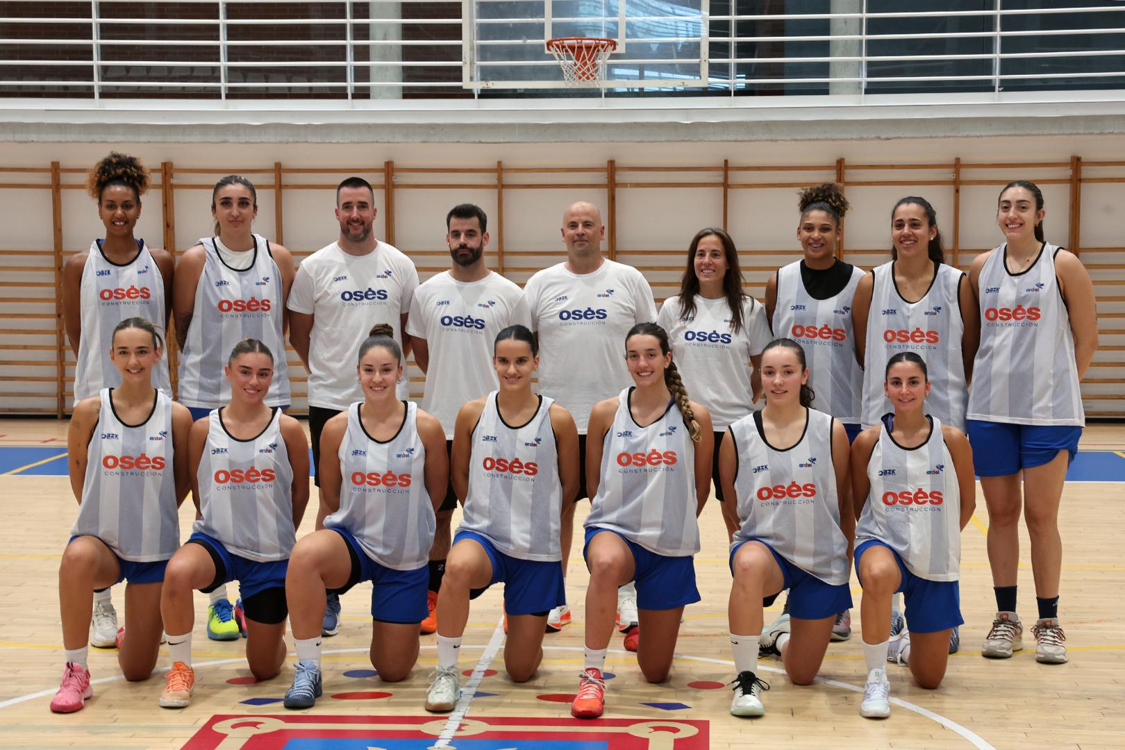 La plantilla del Osés con la ausencia del fichaje de Celia García