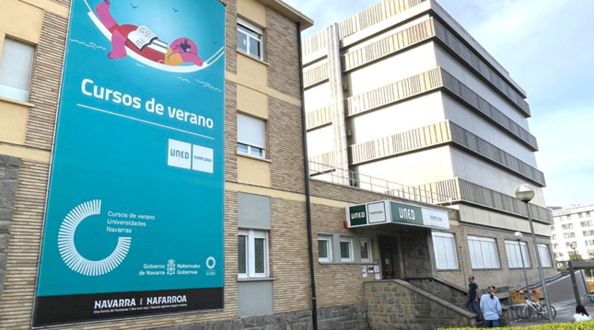 Campus de UNED Pamplona en la calle Sadar