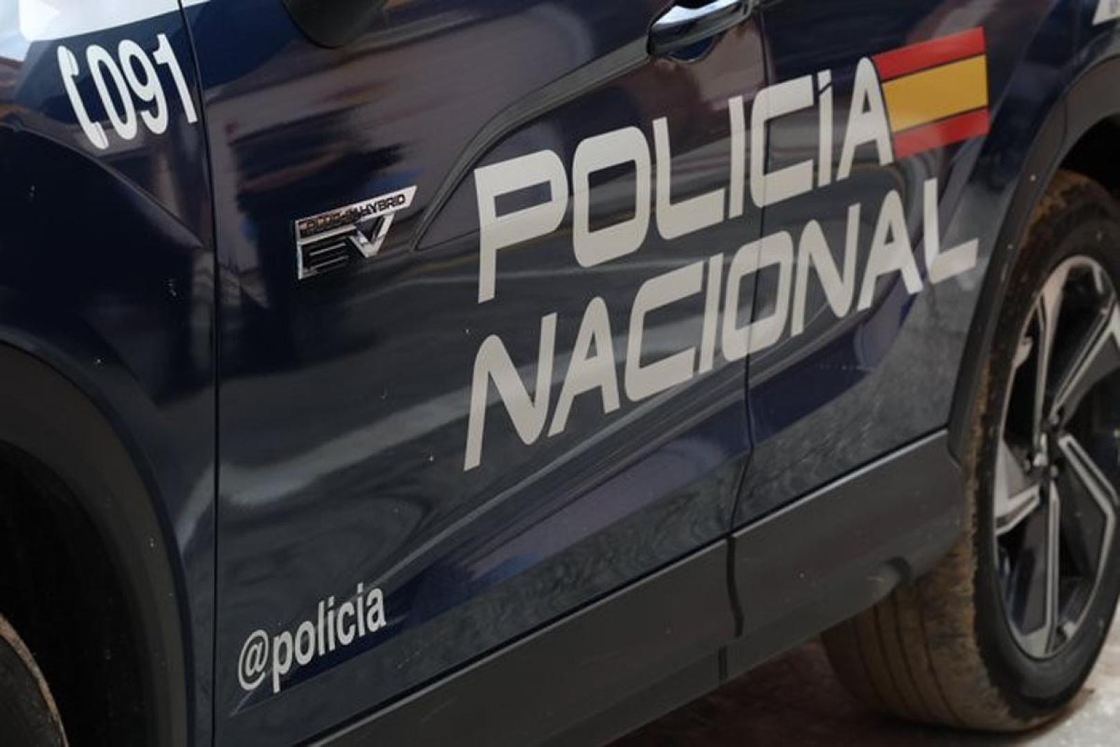 Un vehículo de la Policía Nacional