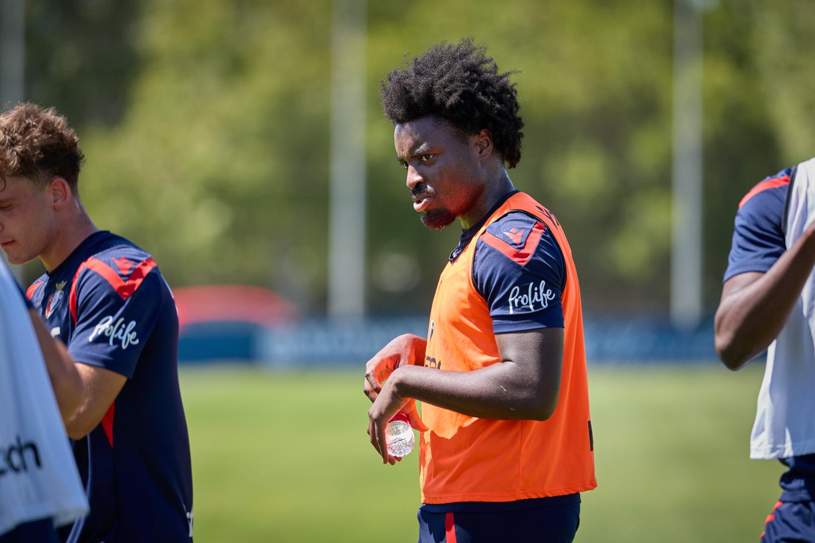 Enzo Boyomo, en un entrenamiento en Tajonar