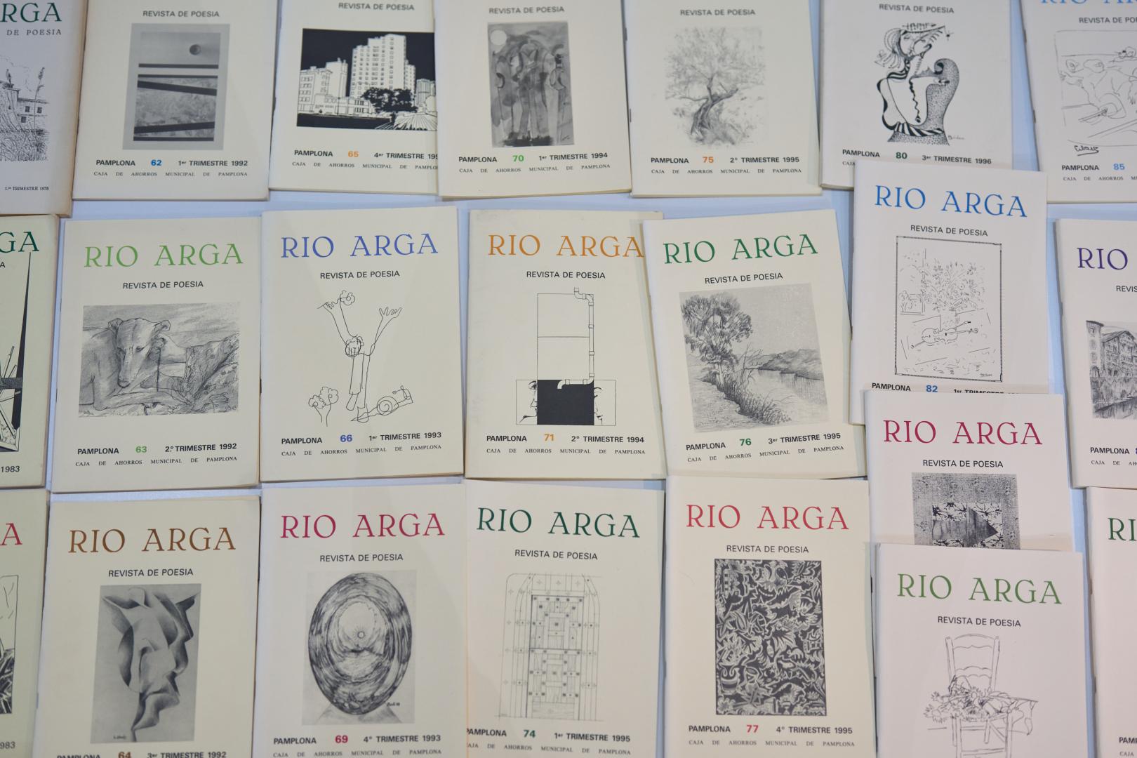 Las colecciones del cofundador de ‘Río Arga’ Jesús Gorriz Lerga y del “amante de la poesía” Jesús Arrondo Arbea componen el grueso de la exposición