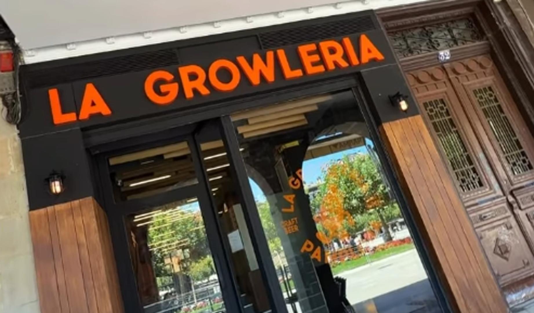 Segundo local de La Growleria en la plaza del Castillo