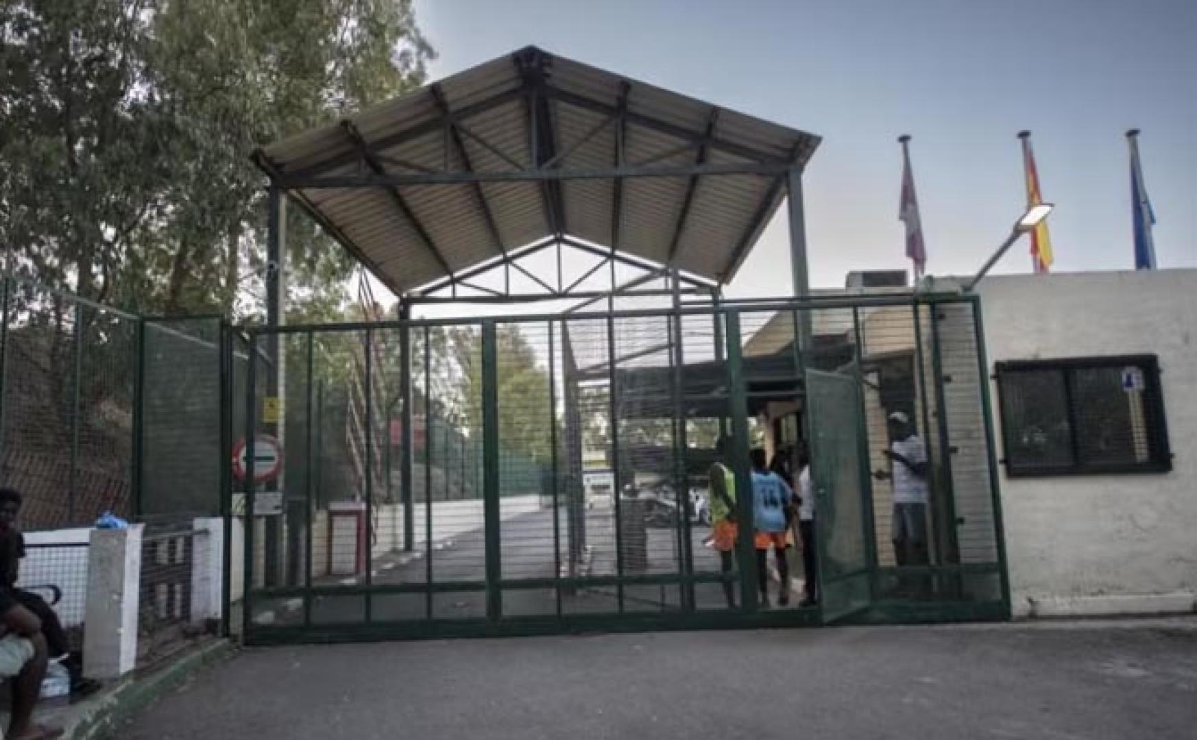Entrada del Centro de Inmigrantes de Ceuta el 1 de agosto de 2024, en Ceuta