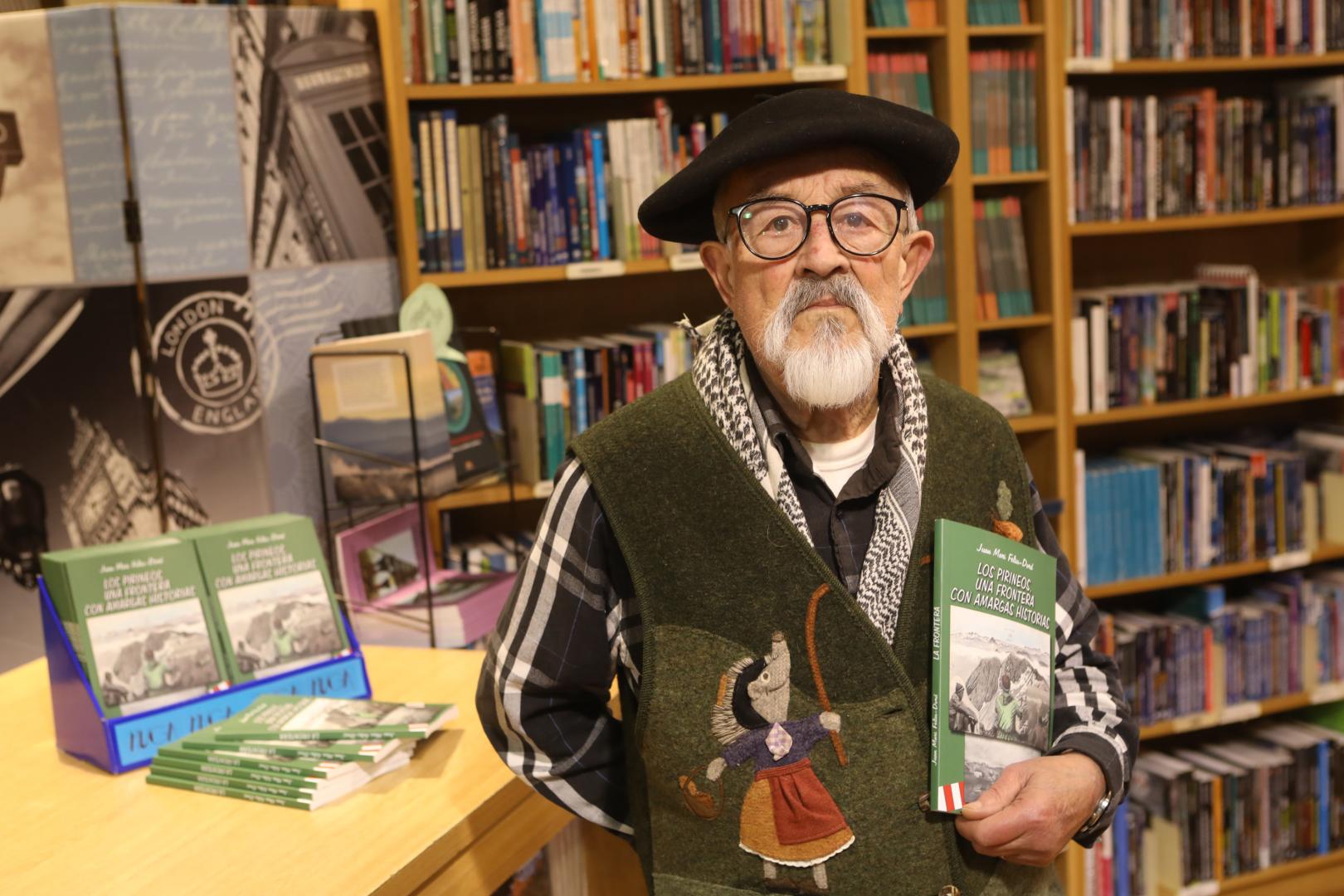Juan Mari Feliu, durante la presentación de uno de sus últimos libros: ¡Los Pirineos, una frontera con amargas historias'.
