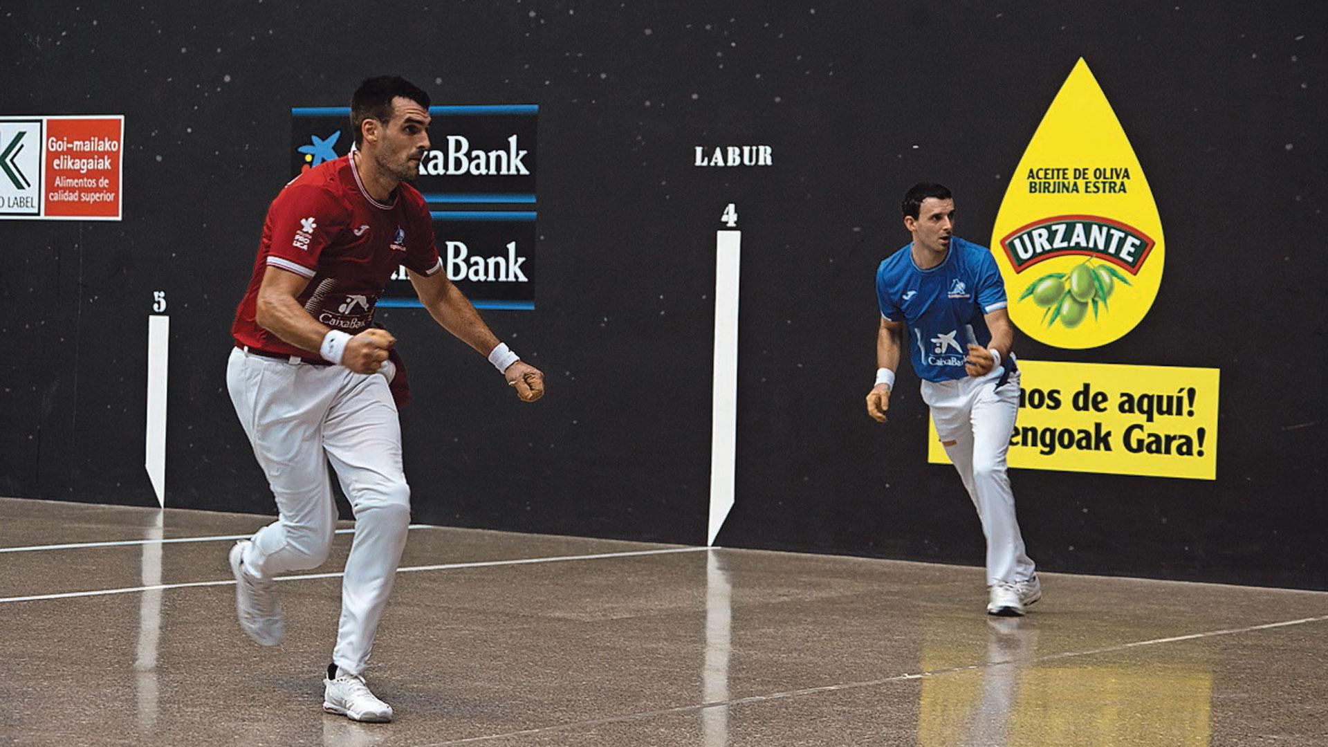 Joseba Ezkurdia y Jokin Altuna, en el partido de este sábado en Lekeitio