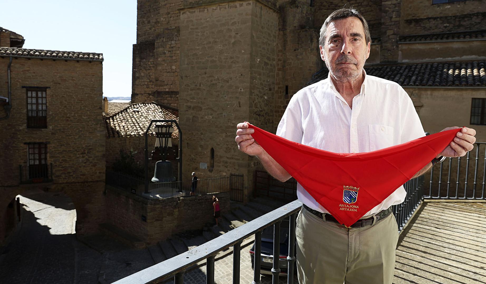 Juan Ramón Elorz afronta sus últimas fiestas como alcalde de Artajona, tras ocho años en el cargo