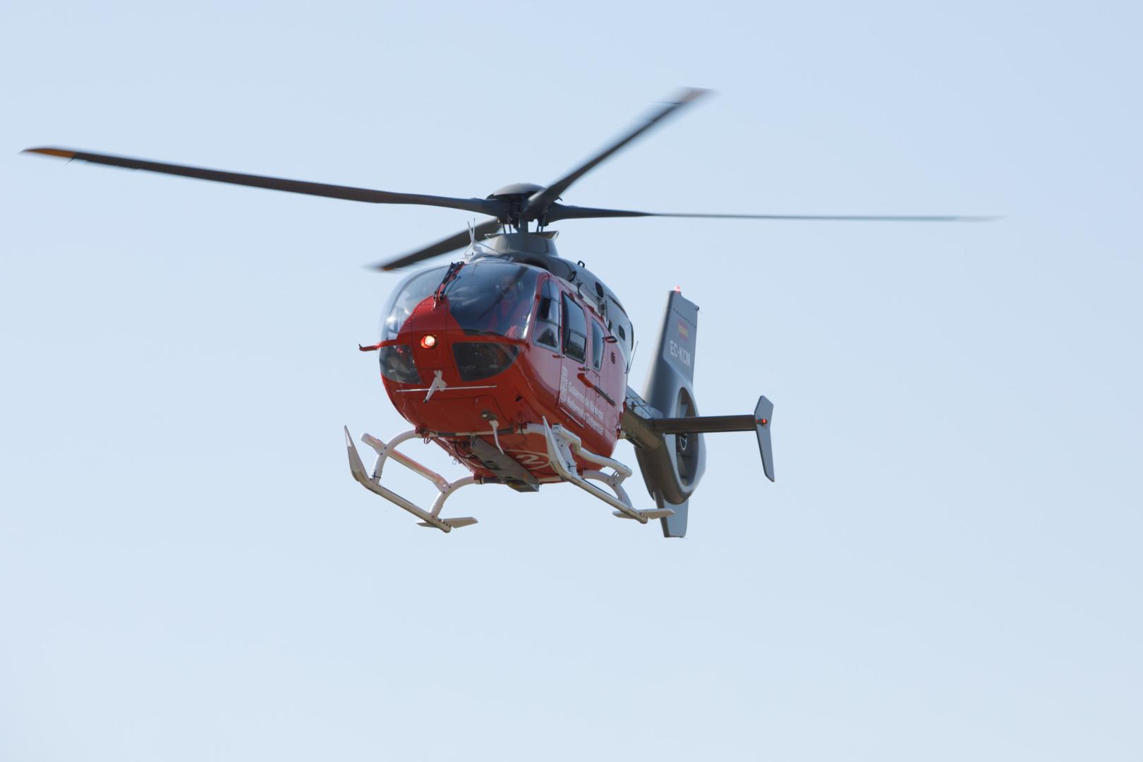 Se ha movilizado hasta el lugar del accidente el helicóptero de rescate debido a la dificultad para acceder hasta el herido
