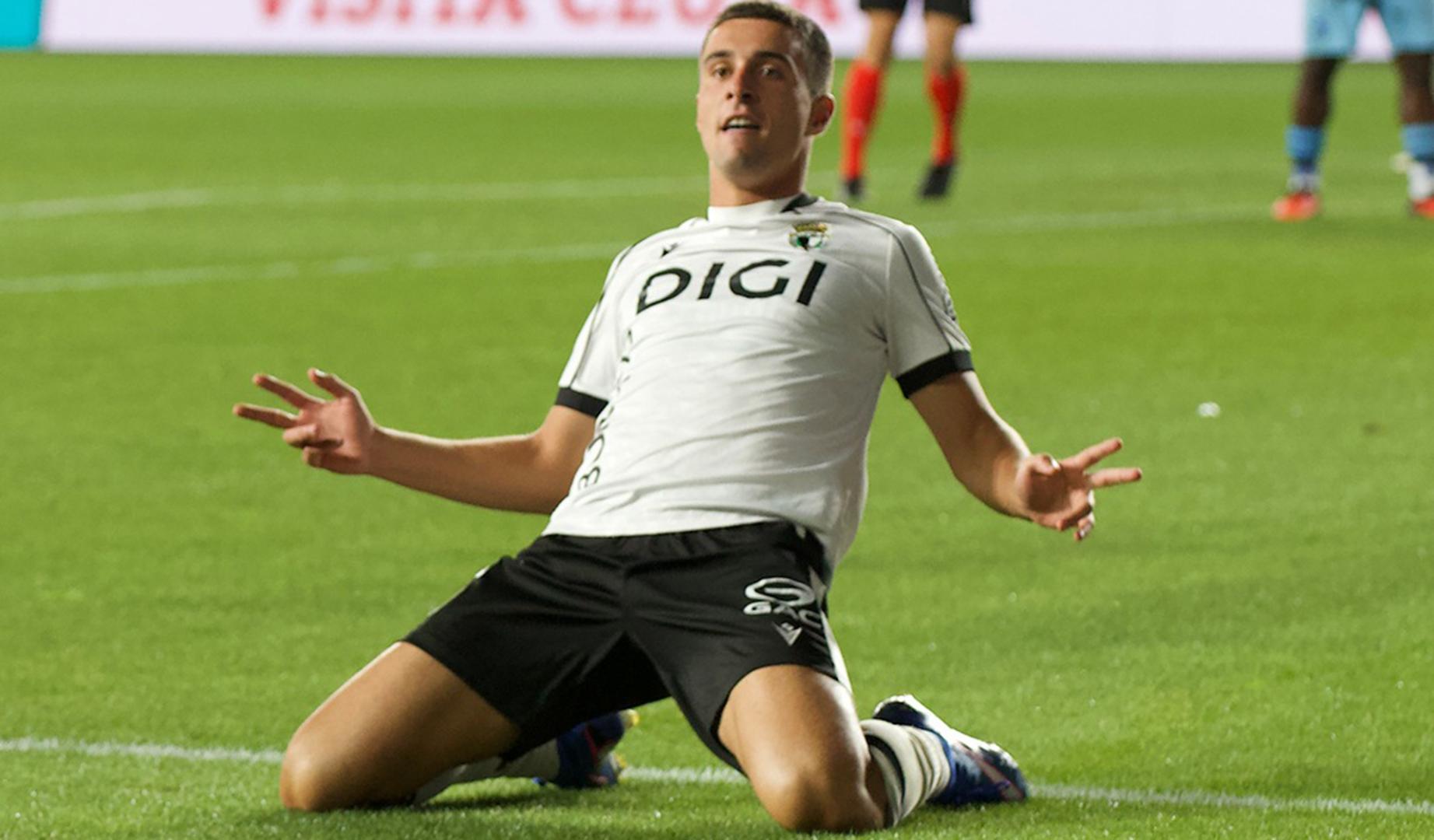 Karrikaburu celebra su tanto contra el Ceuta