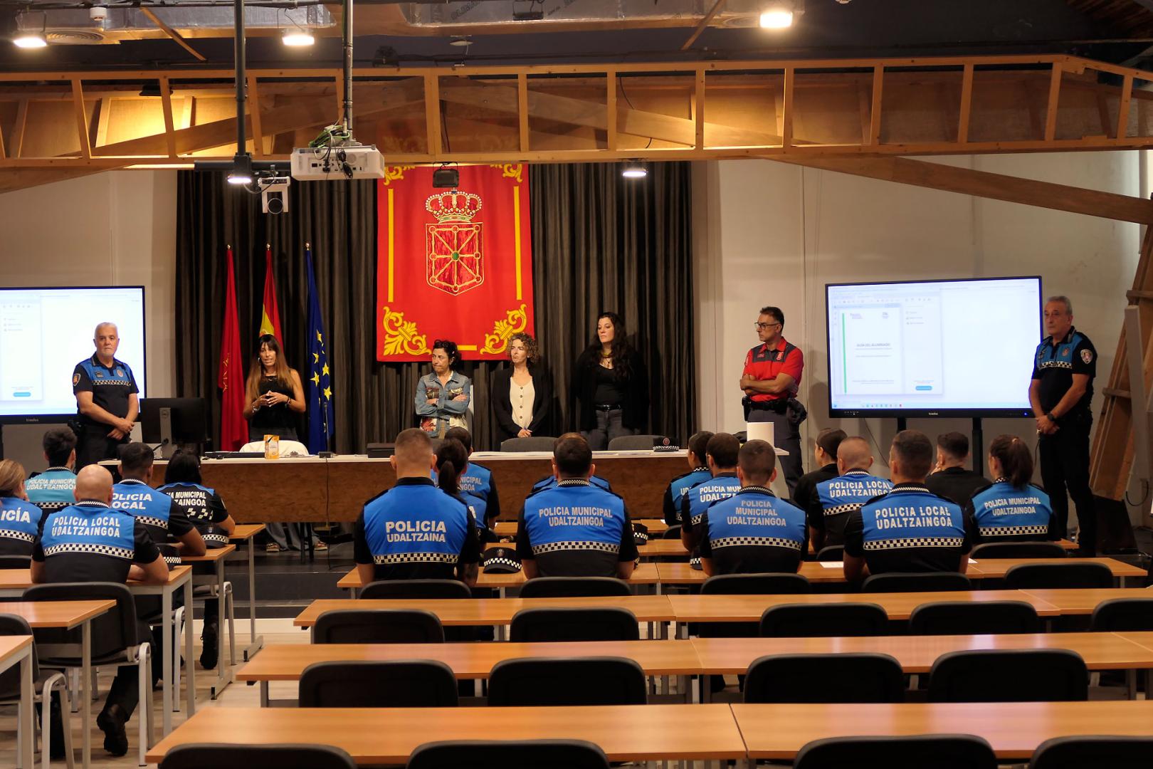 policias navarra