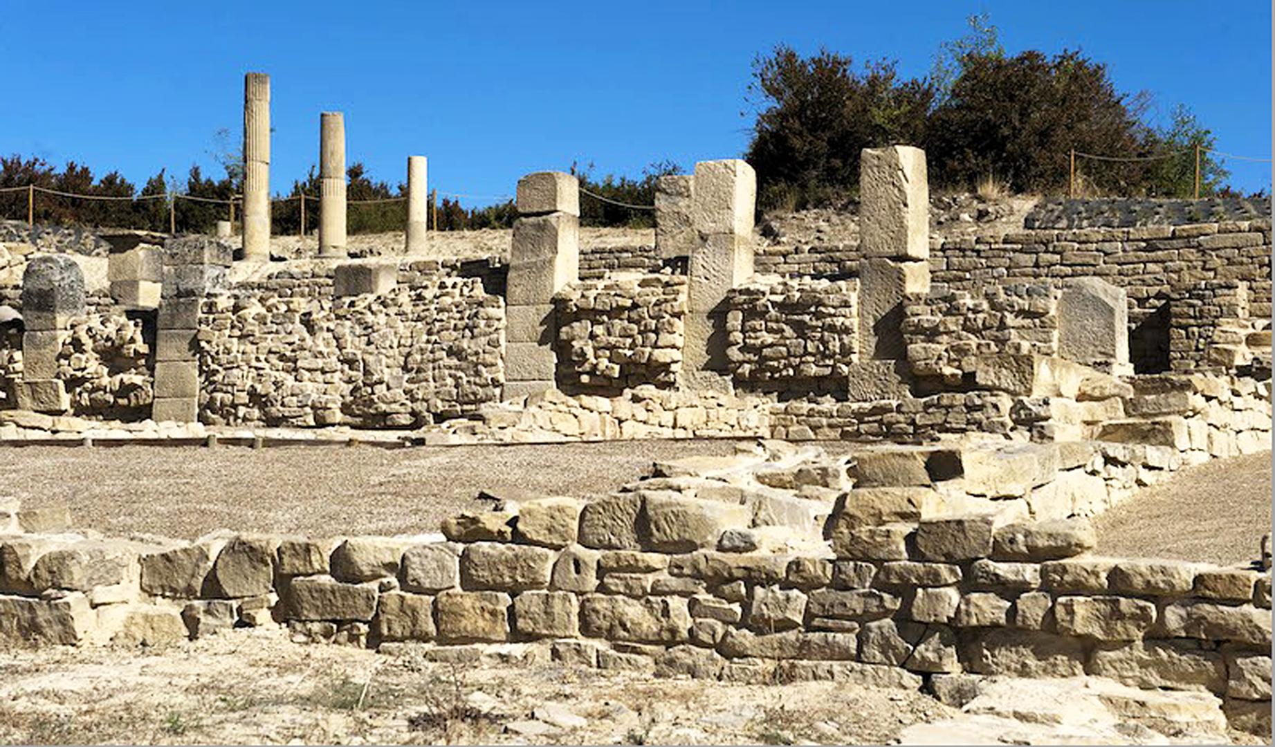 Excavación en la ciudad romana de Santa Criz. Eslava