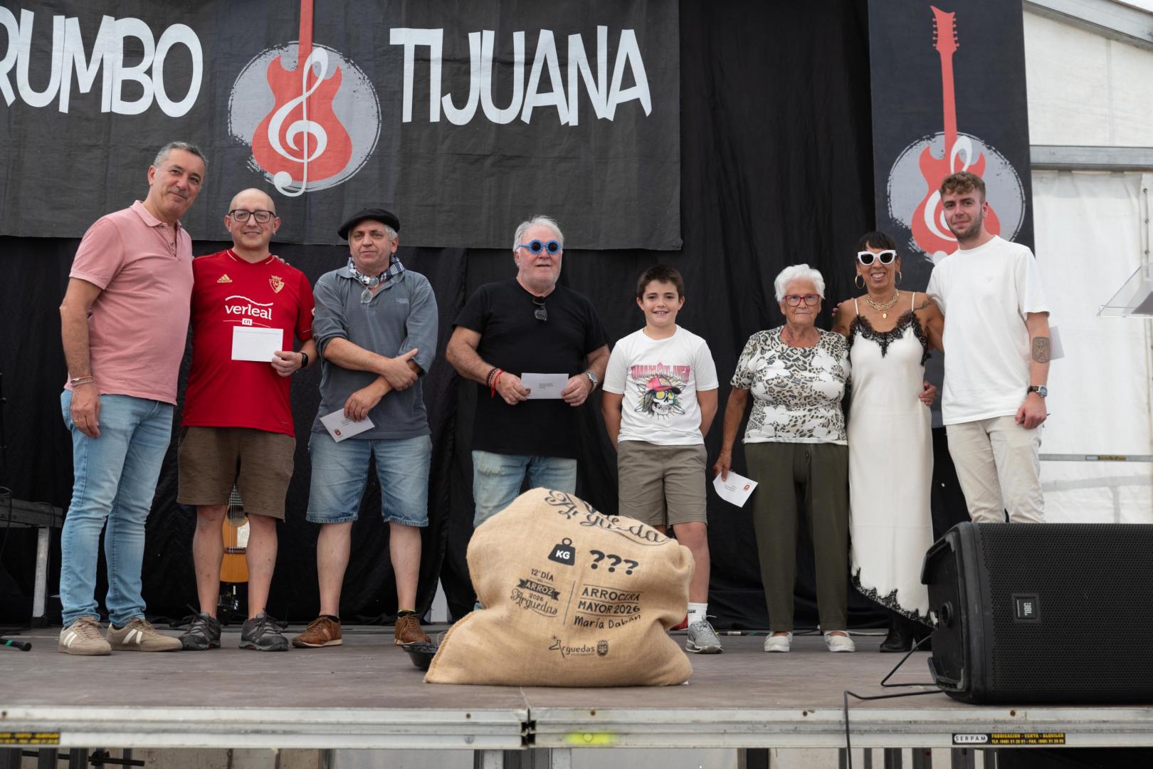 Entrega de premios de los concursos de paellas y postres